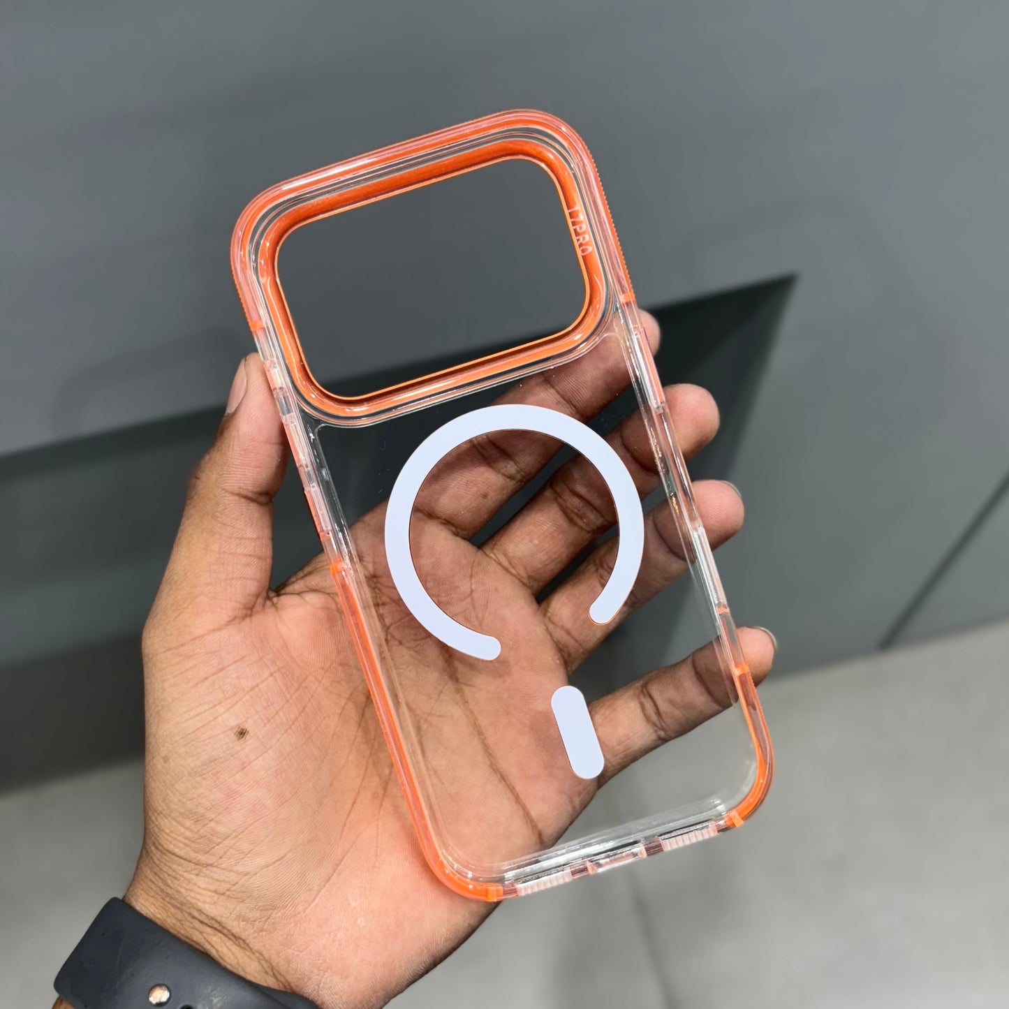 Dynamik Trans Case with Magsafe -Orange ( No. 2127 )