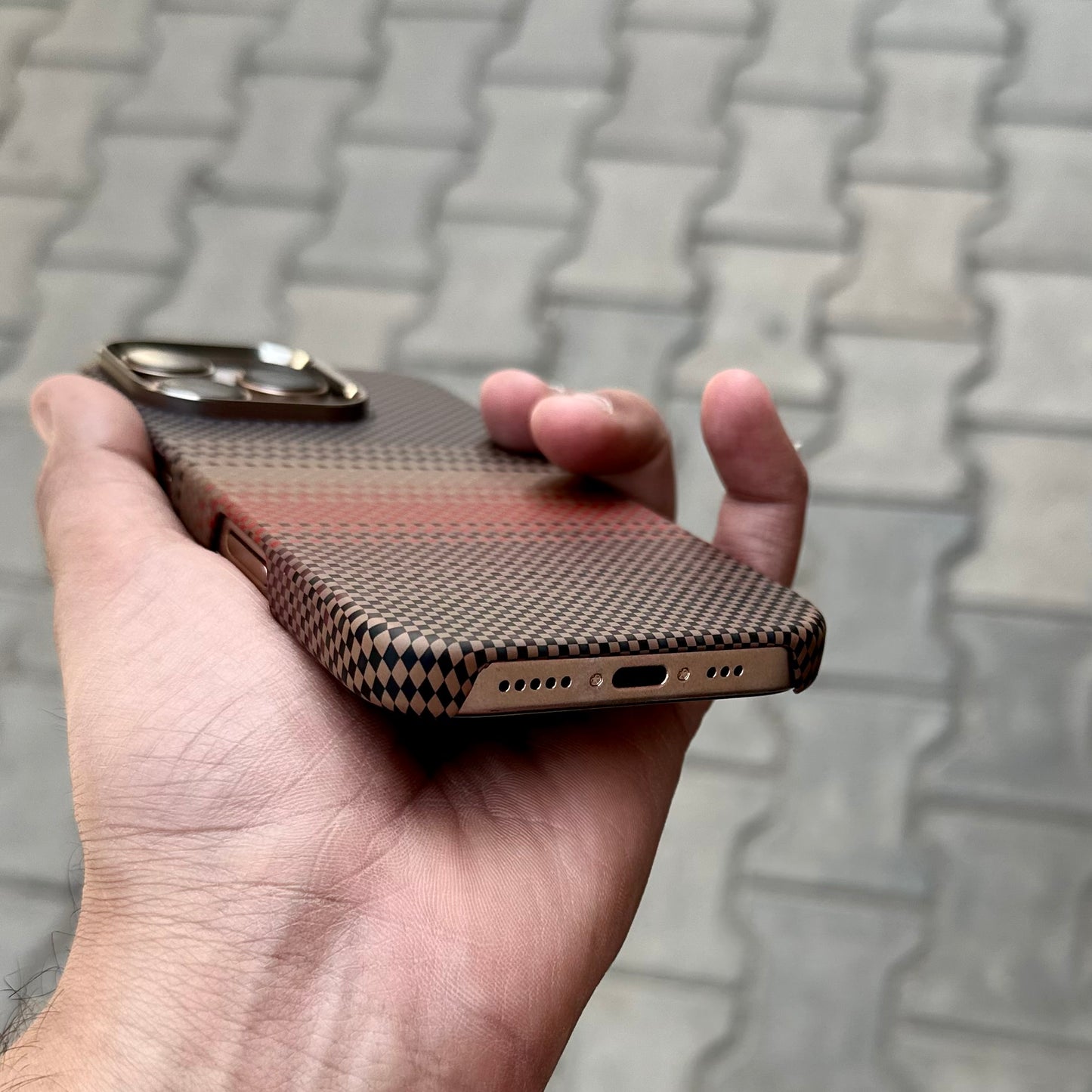 Vosros Carbon Texture Case With Magsafe-Brown2.0 ( No. 1779 )
