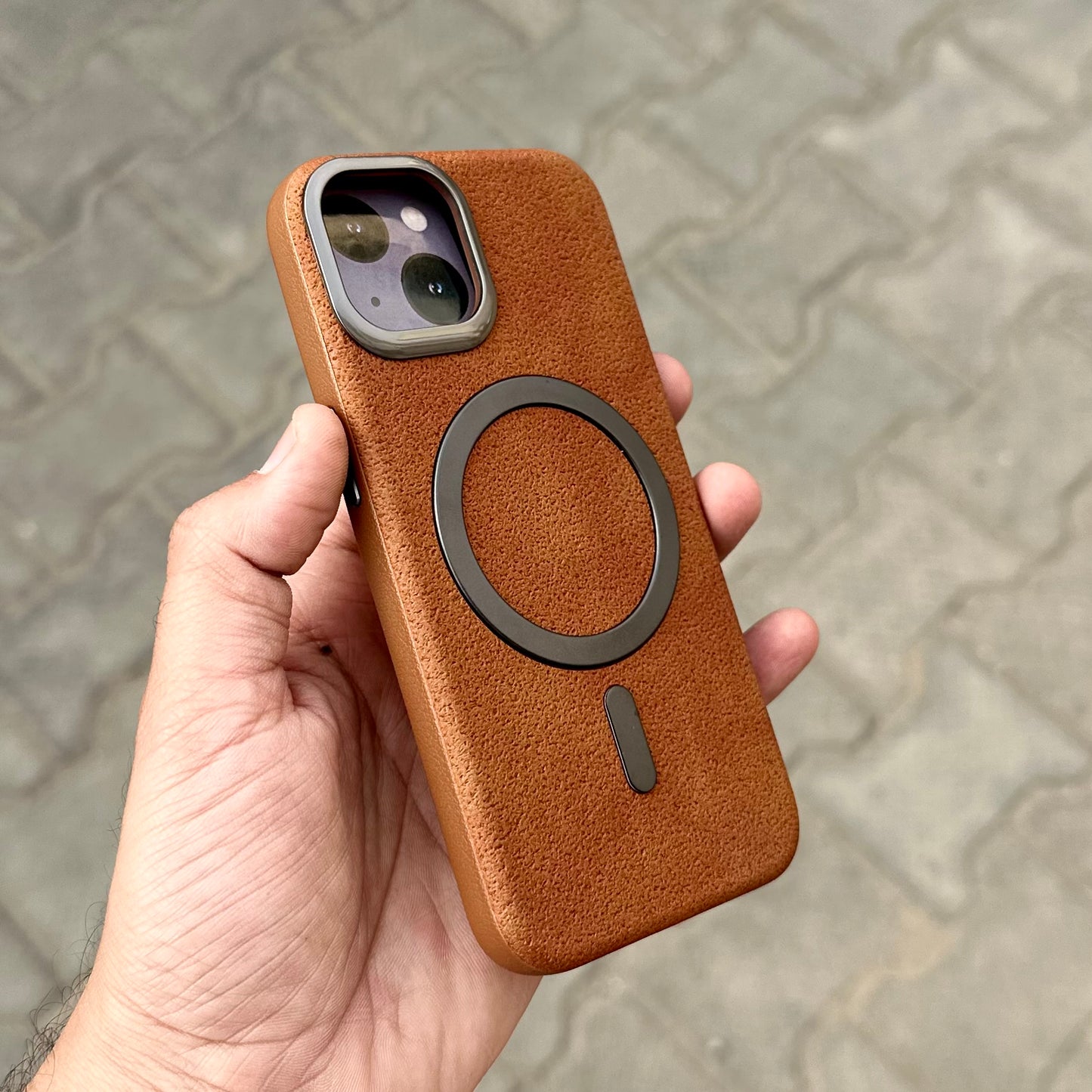 M Leather Case With Magsafe ( No. 1441 )