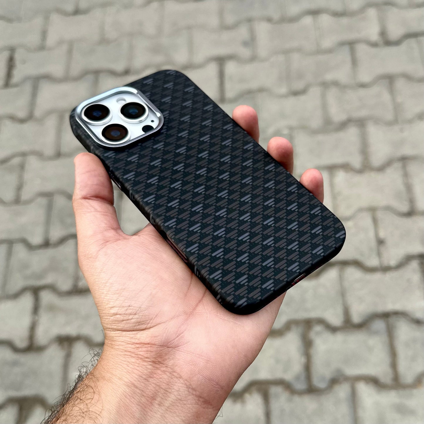 Luxo Black Check Case With Magsafe ( No. 1895 )
