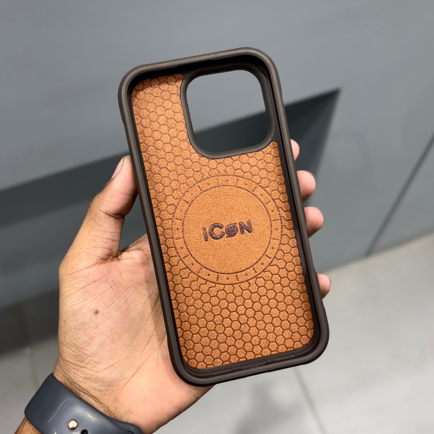 ICON CARBON CASE - BROWN 2.0( No. 2394 )