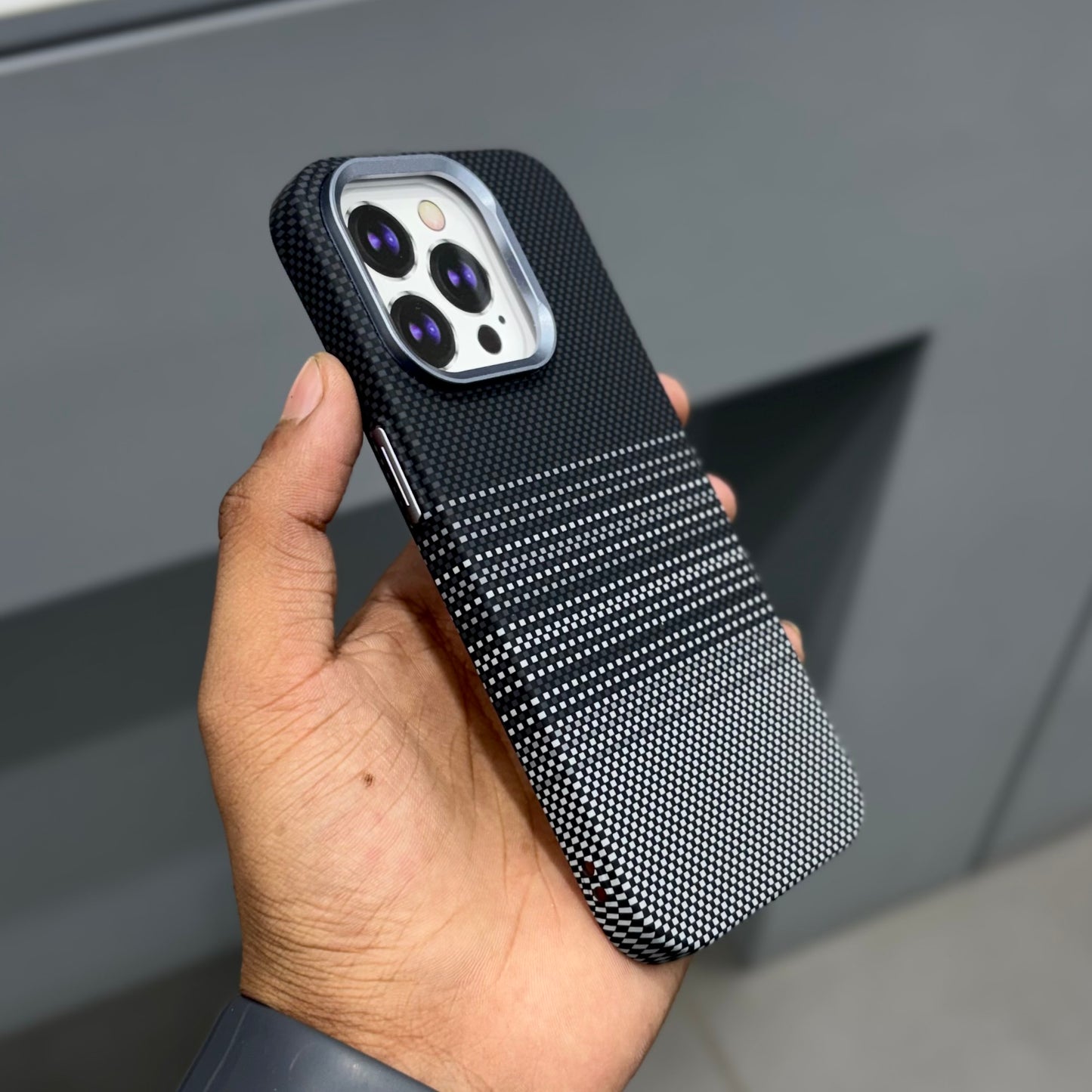 FREE AIR BLACK WAVE with Magsafe ( No. 2258 )