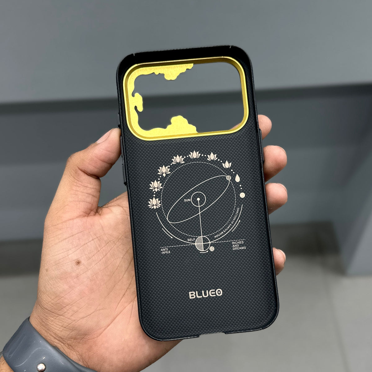 BLUEO AUSPICIOUS SHIFT MANTRA ARAMID FIBER CASE - BLACK ( No. 4185 )