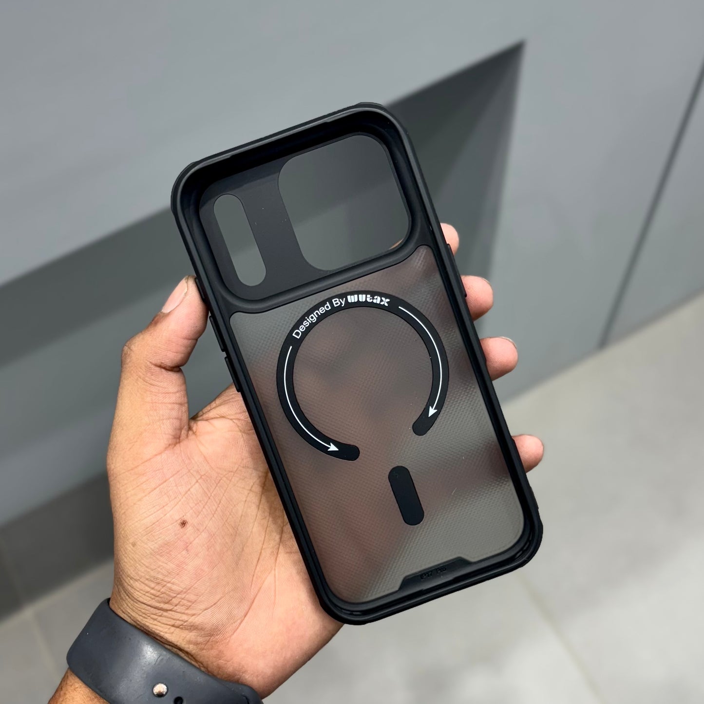 Wutax Dot with Magsafe Case-Black ( No. 2099 )