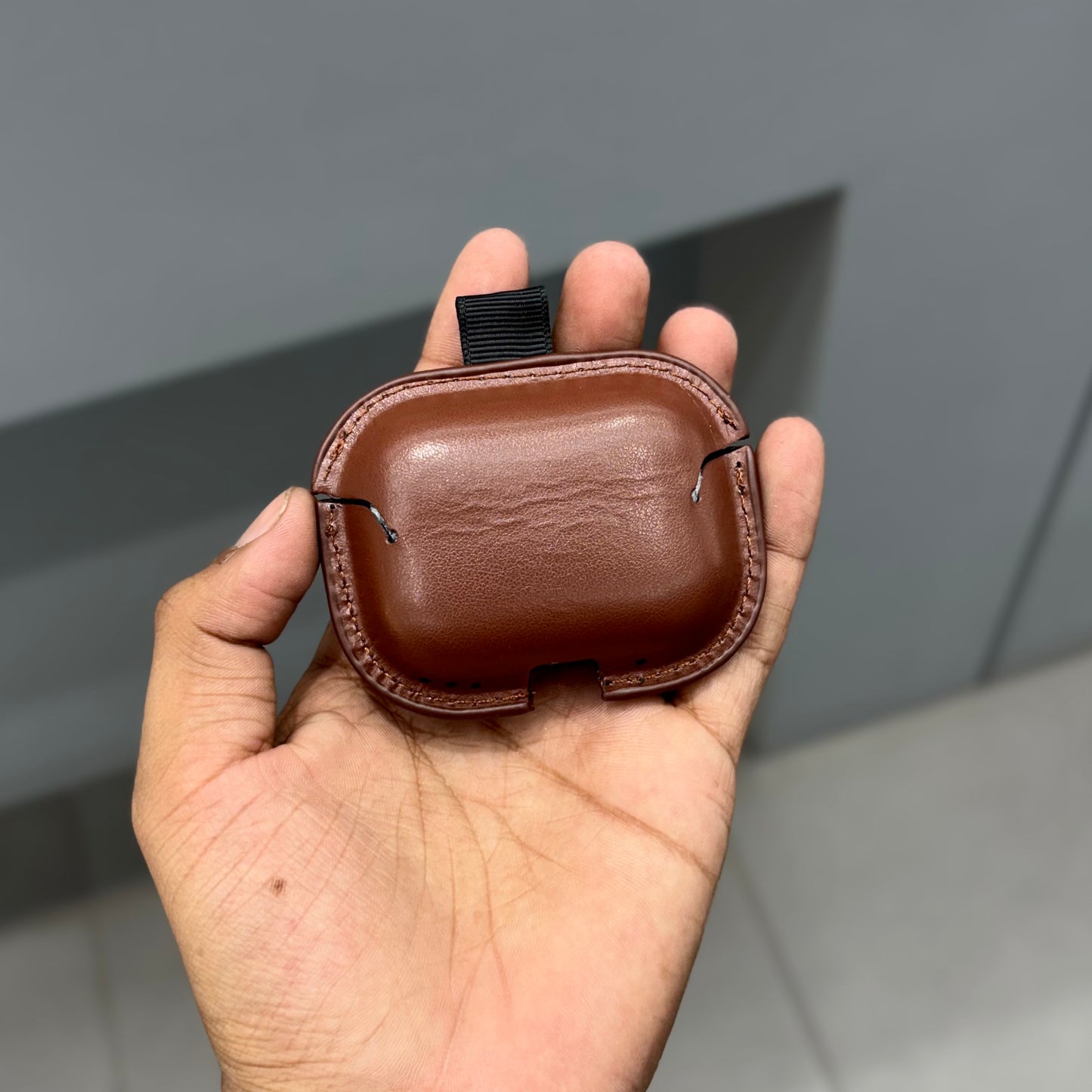 TIKTO AIRPODS CASE - BROWN ( No. 2456 )