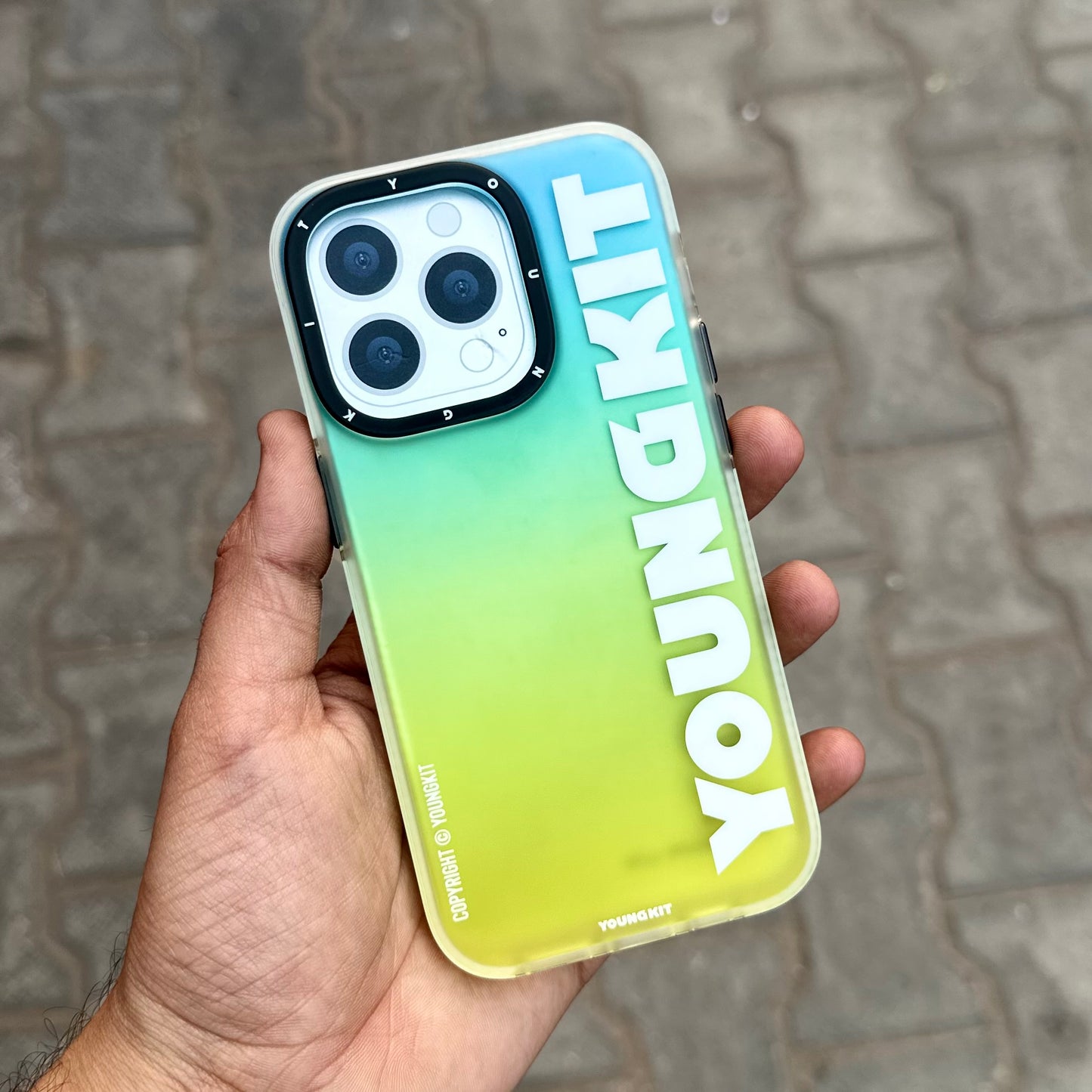 Youngkit Triadic Colour Case ( No. 1409 )