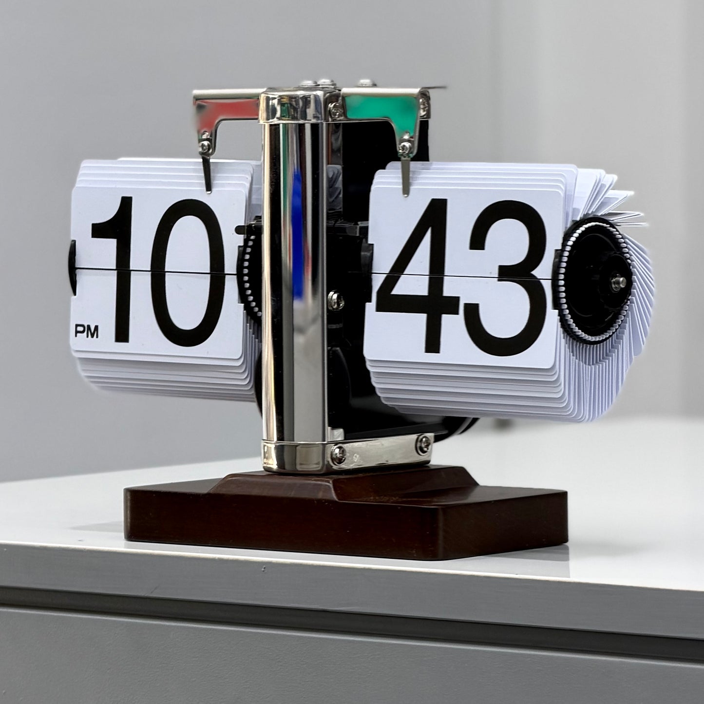 RETRO FLIP X MACHANICAL FLIP WATCH - WHITE BLACK ( No. 2664 )