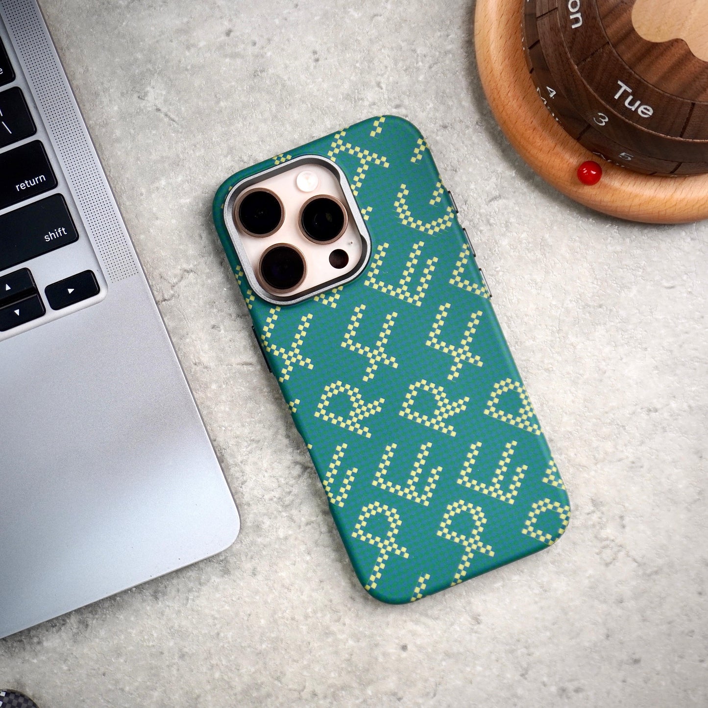 Byhum Case With Magsafe-Green ( No. 1494 )