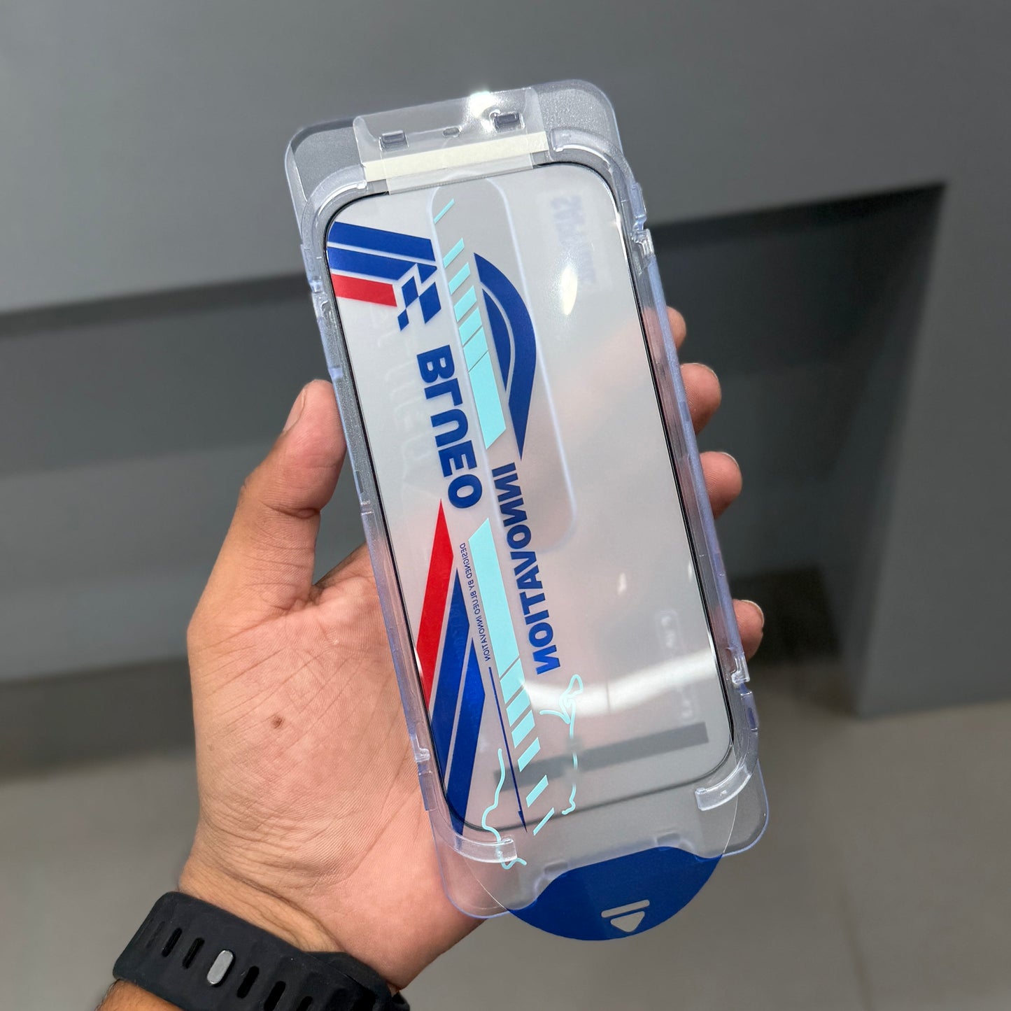 BLUEO SAPPHIRE GLASS ( No. 3851 )