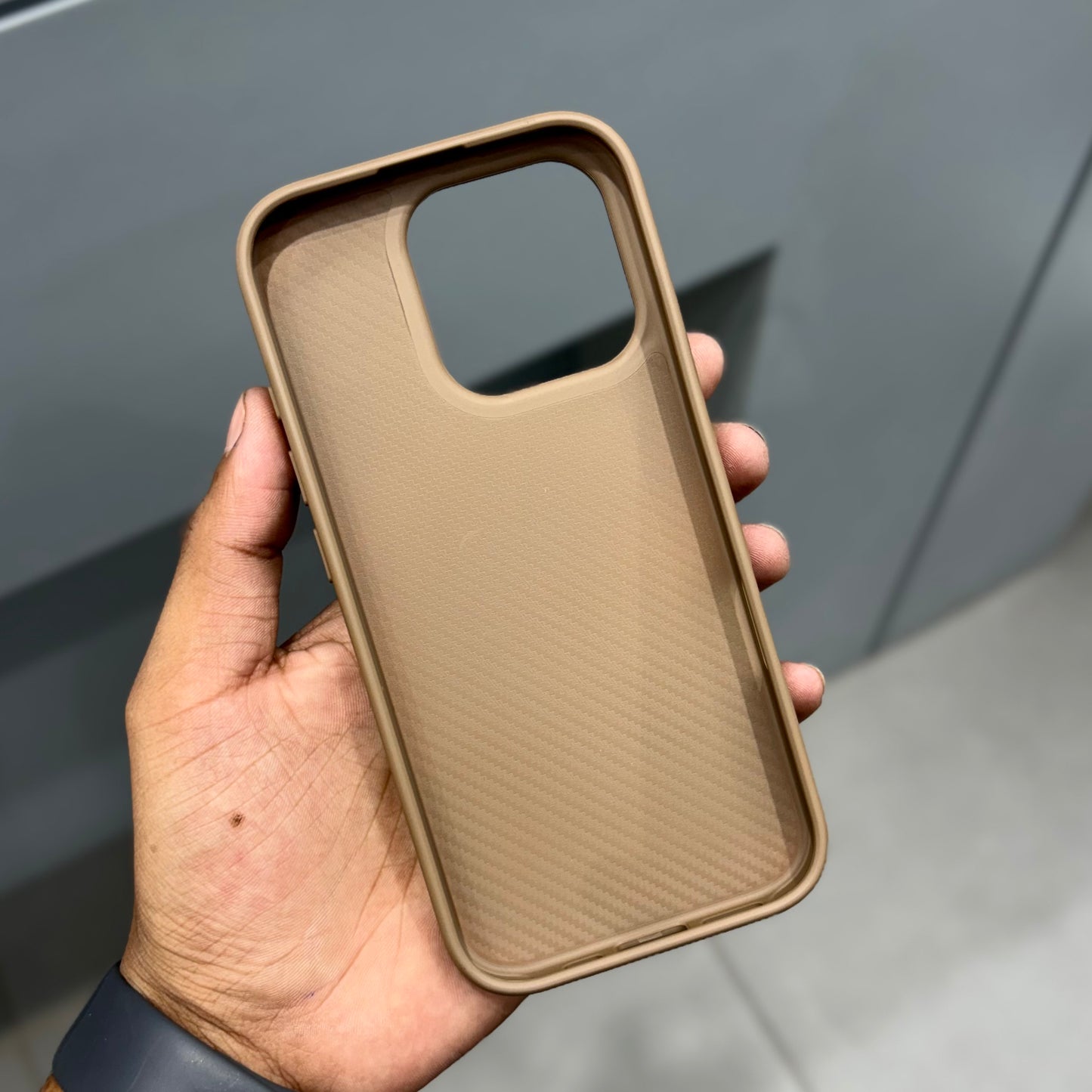 DYNAMYK COOP Case with Magsafe - Brown ( No. 2231)