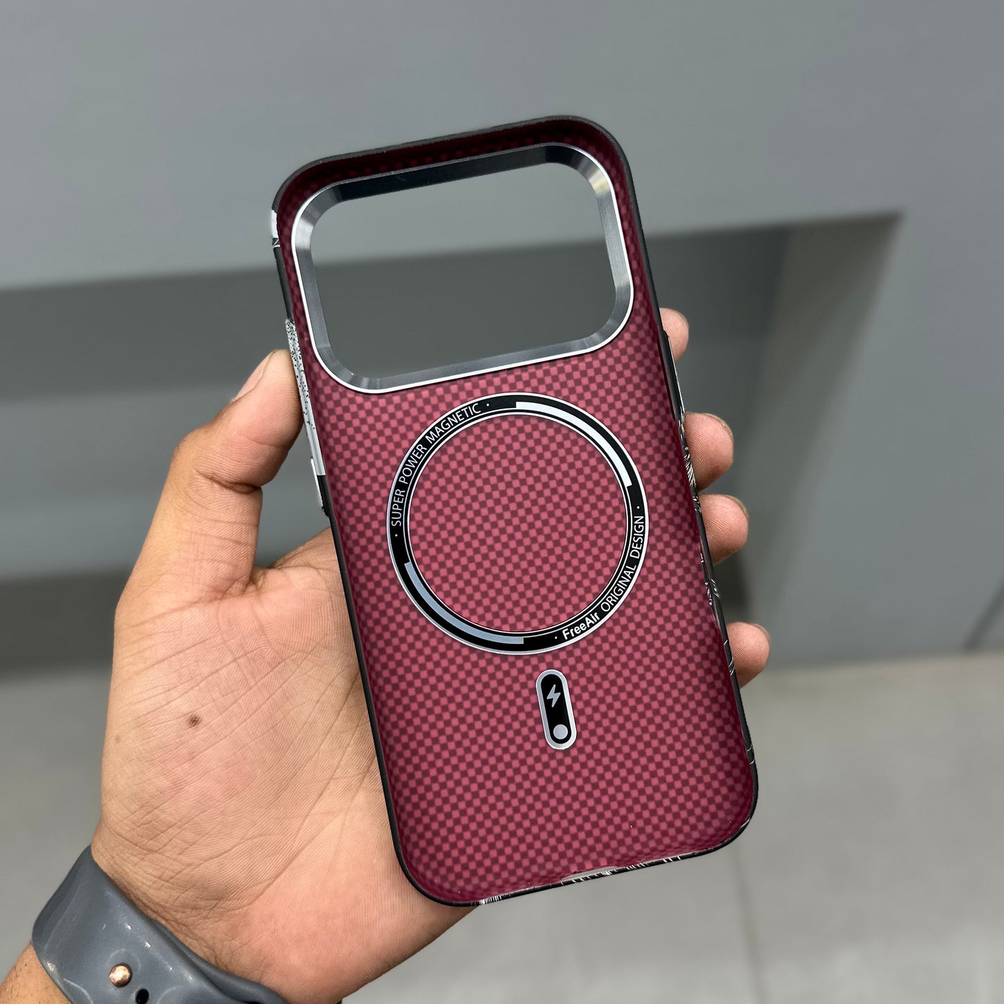 LUXO LION CASE MAGSAFE-BLACK ( No. 3266 )