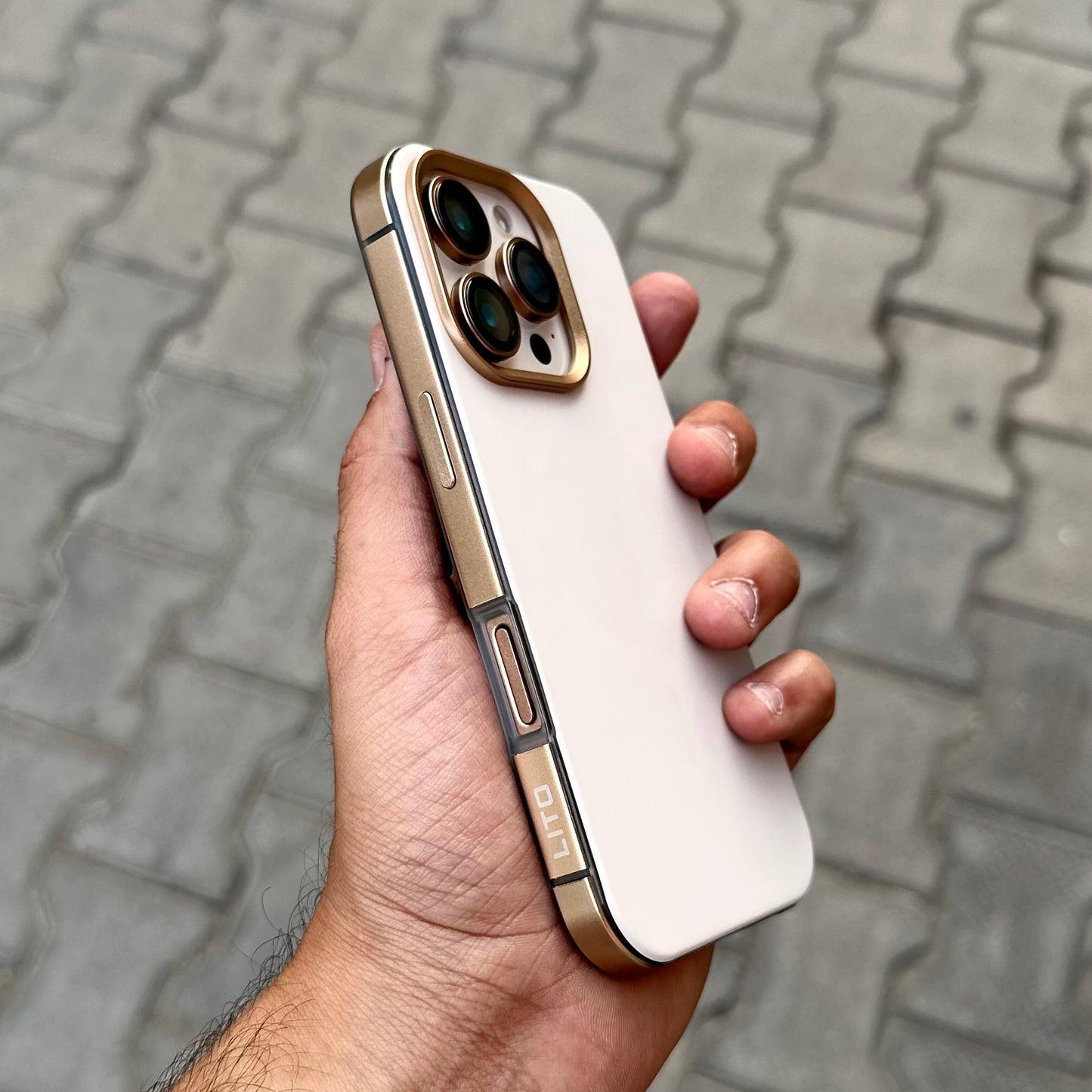 Lito Magmet Case With Magsafe- Desert Brown ( No. 1797)