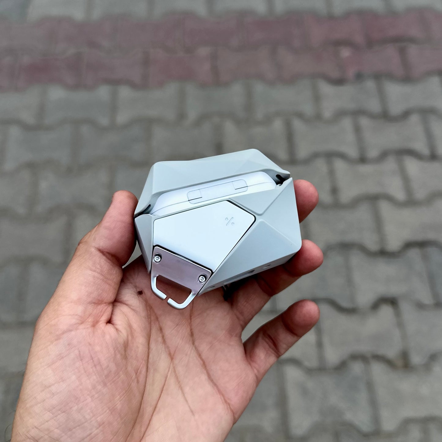 Aulumu A 09 Airpods Case ( No. 1672 )