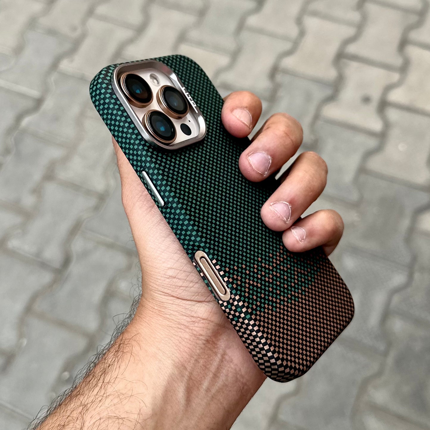 Lito Carbon Texture Case With Magsafe-Green Brown ( No. 1782 )
