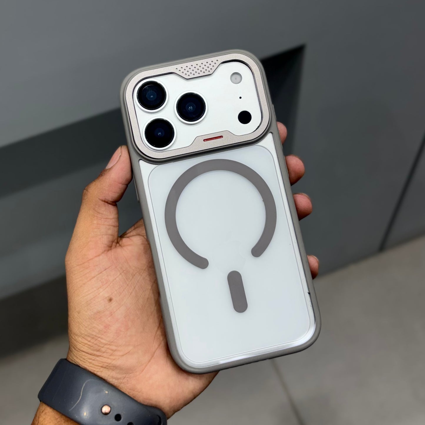 NYJOY ARMOD CAM CASE - GREY ( No. 2411 )