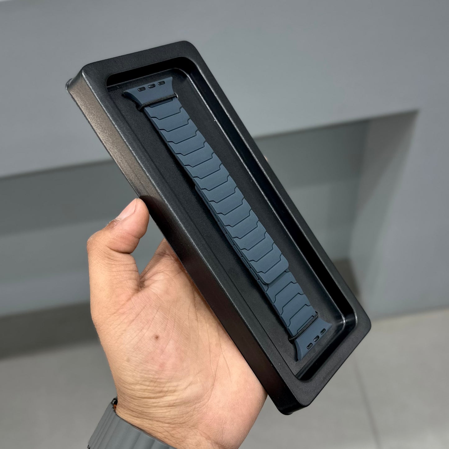 MAGNETIC CLASP STRAP - SAGE ( No. 3191 )