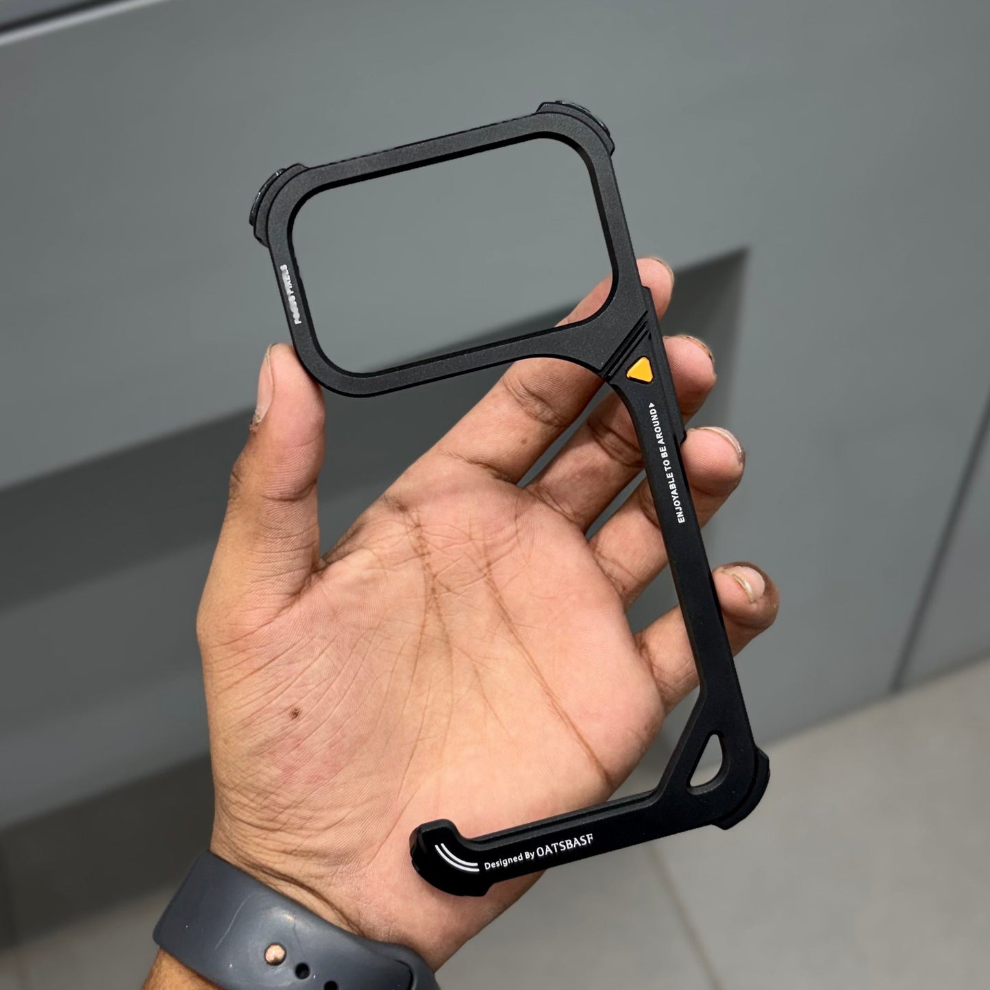 9 METAL CASE - BLACK ( No. 2354 )