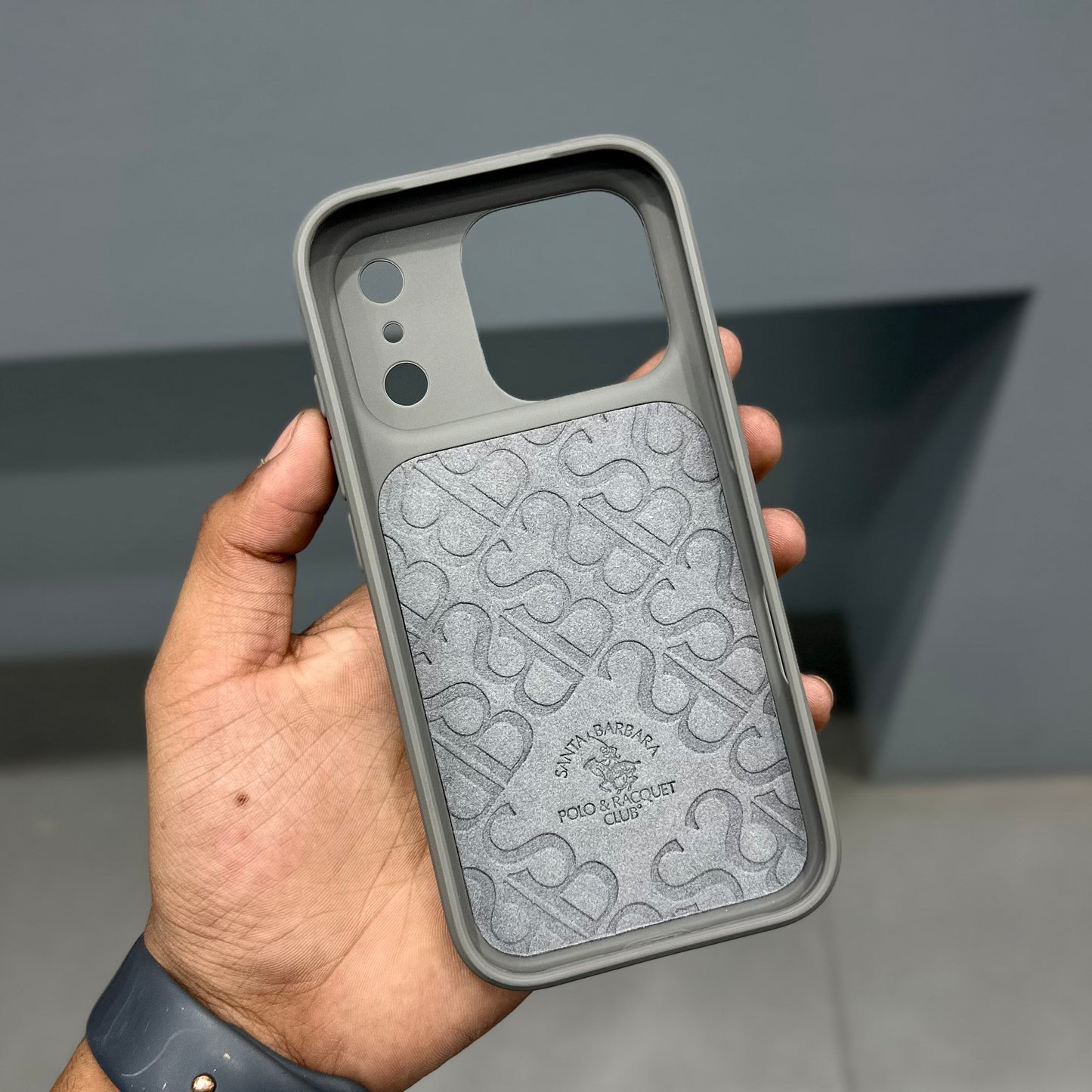 Santa Barbara Primo Case with Magsafe-Grey ( No. 2011 ) 17 Series