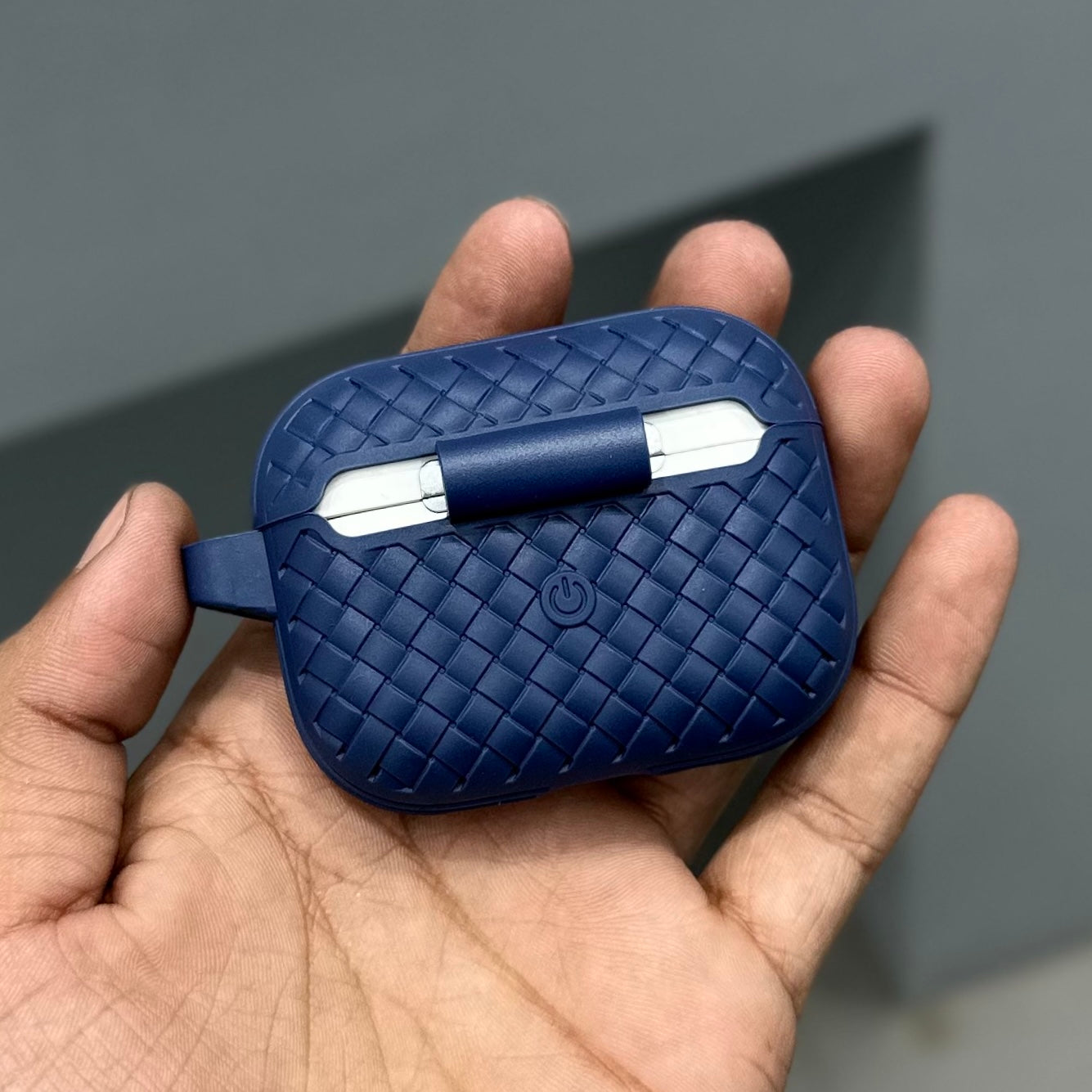 GLITCH SILICON AIRPODS CASE - BLUE ( No. 2844 )
