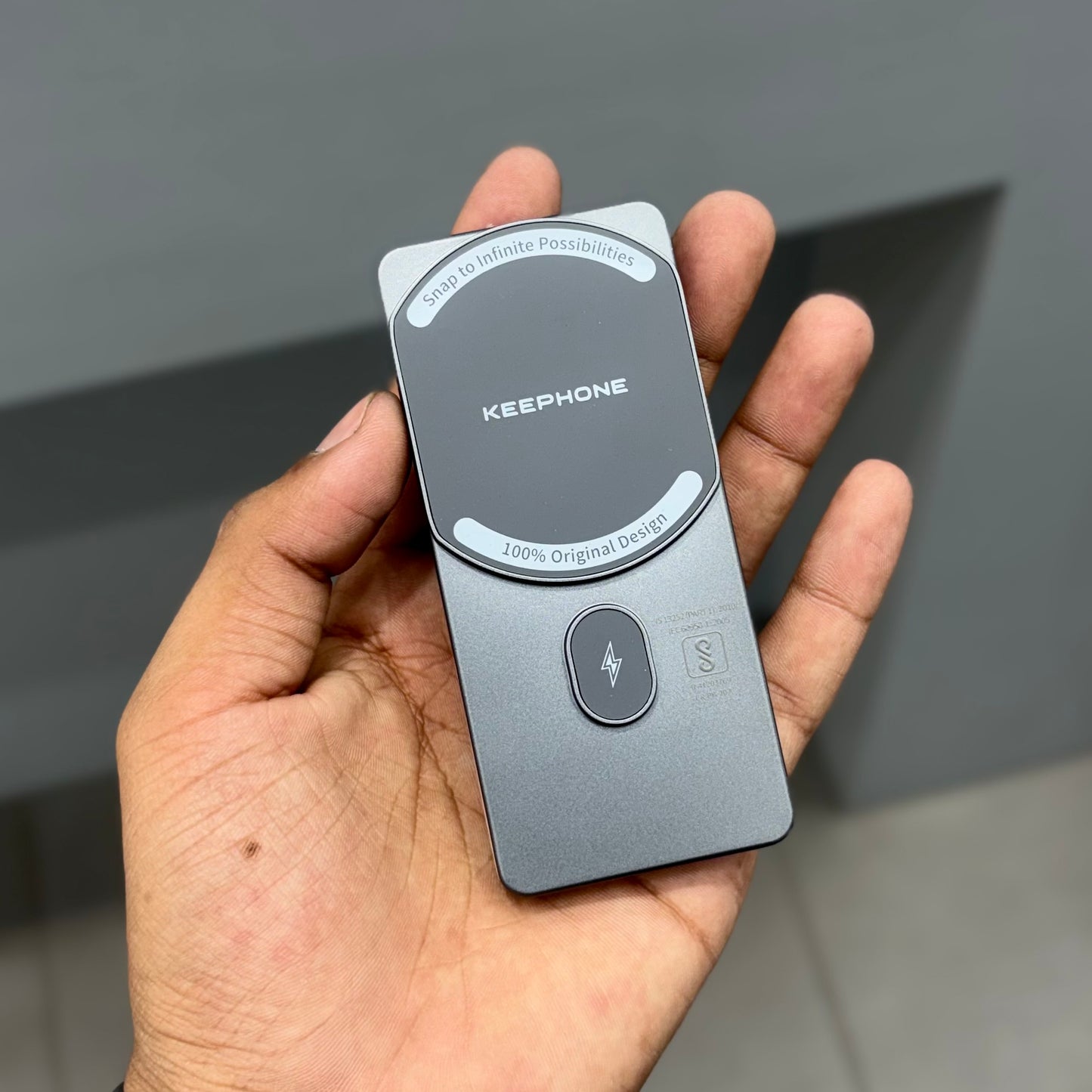 KEEPHONE MAG CUBE POWER BANK 5K - BLACK ( No. 2547 )