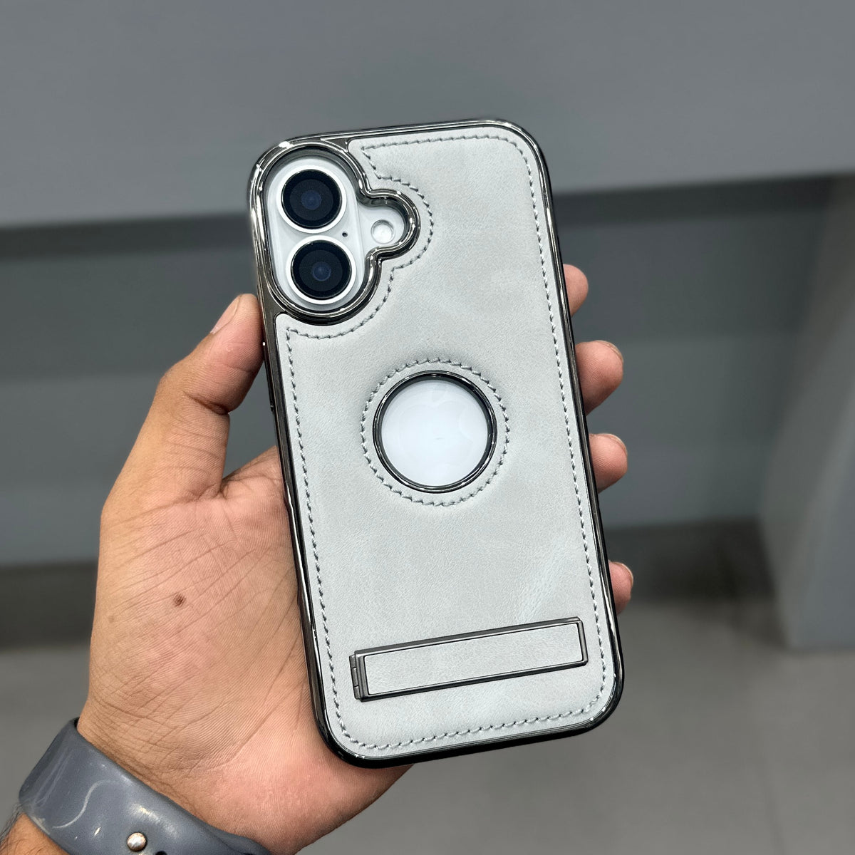 ICON LUXURIOUS WITH STAND - LIGHT GREY ( No. 3996 )