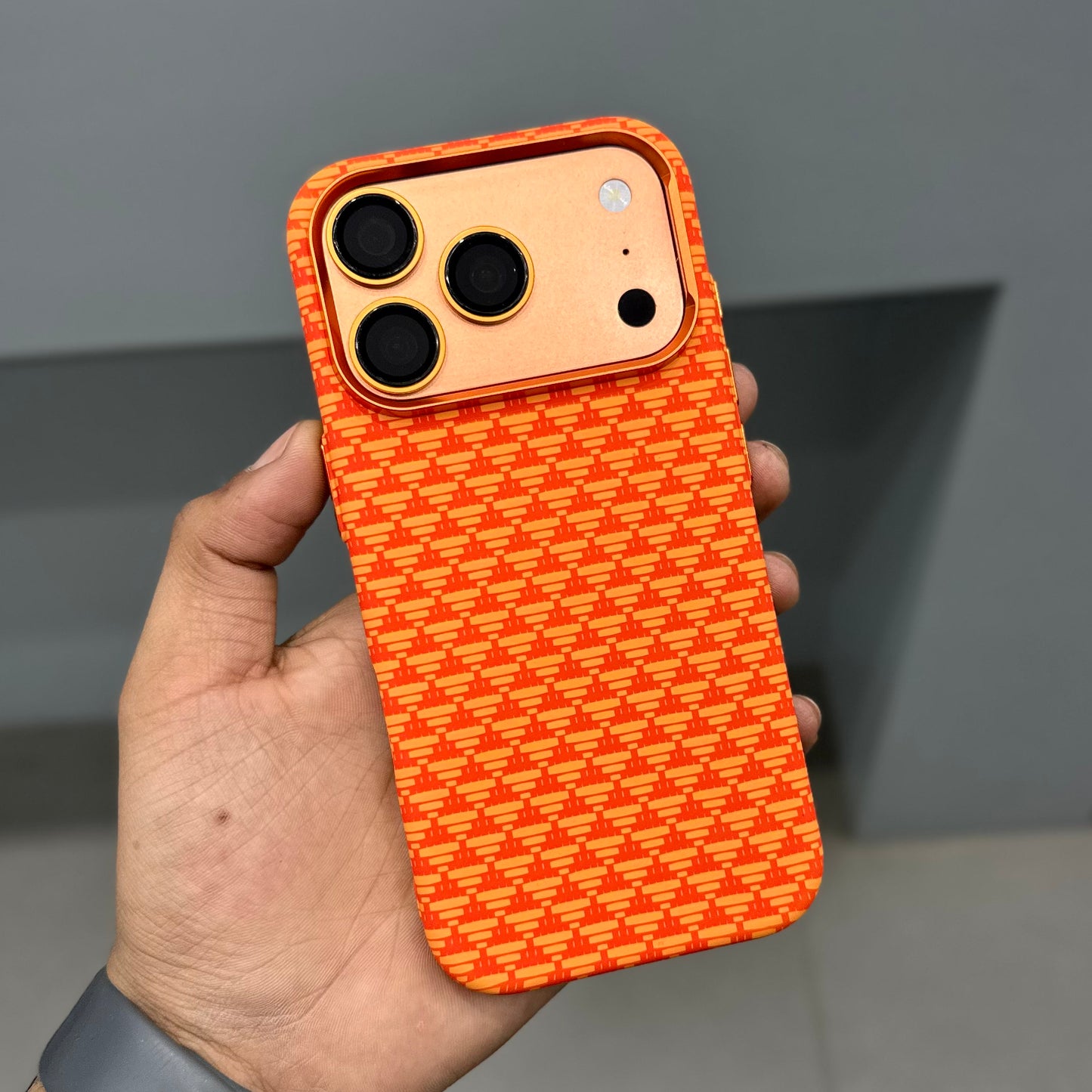 LUXO CARBON CASE - ORANGE LOOP ( No. 3177 )