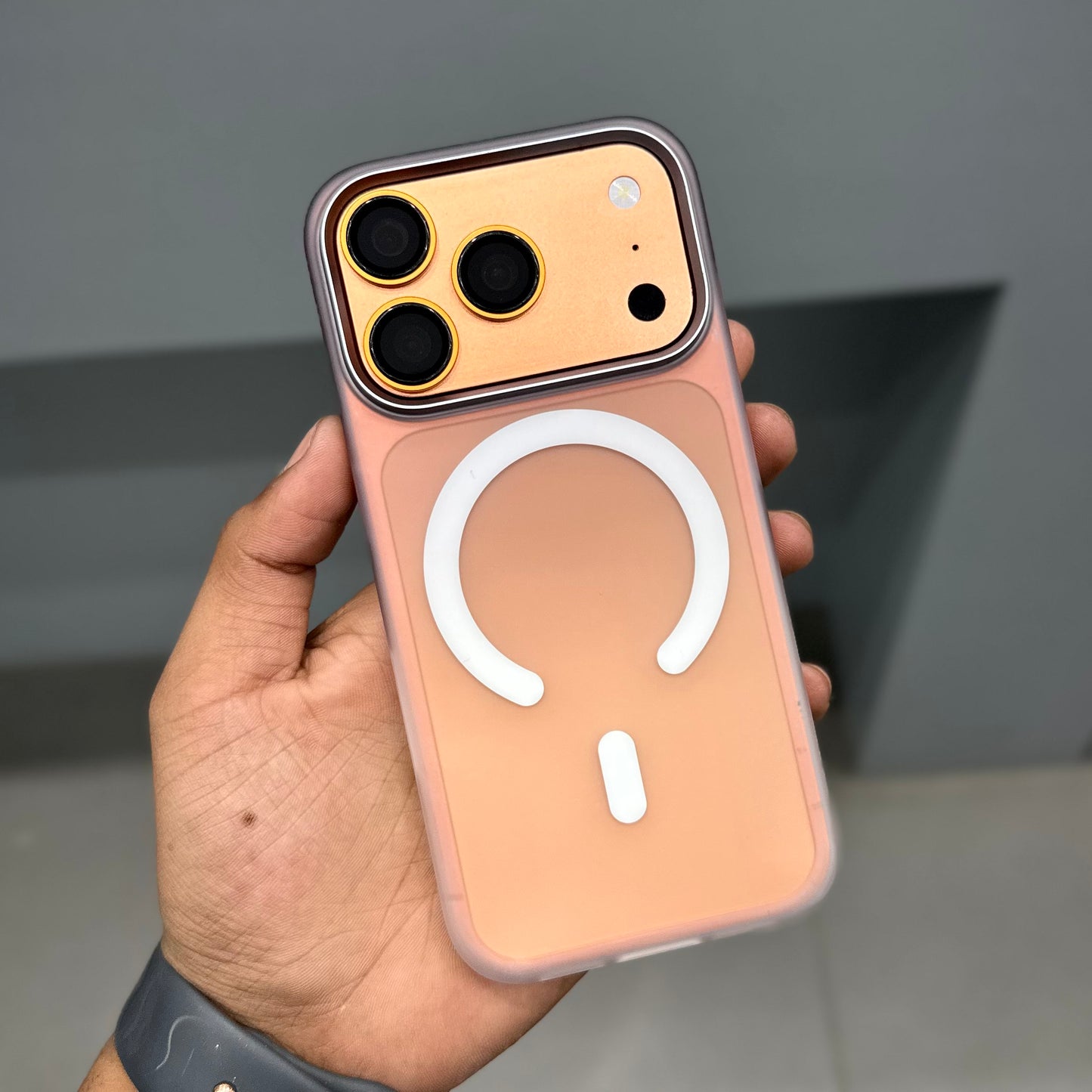 KWINI FROST CASE MAGSAFE - GREY ( No. 3291 )