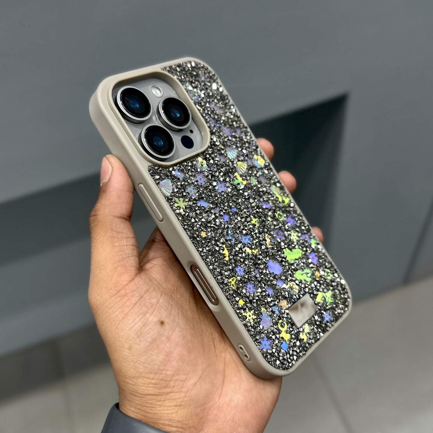 THE BLING WORLD CASE - GREY ( No. 2635 )