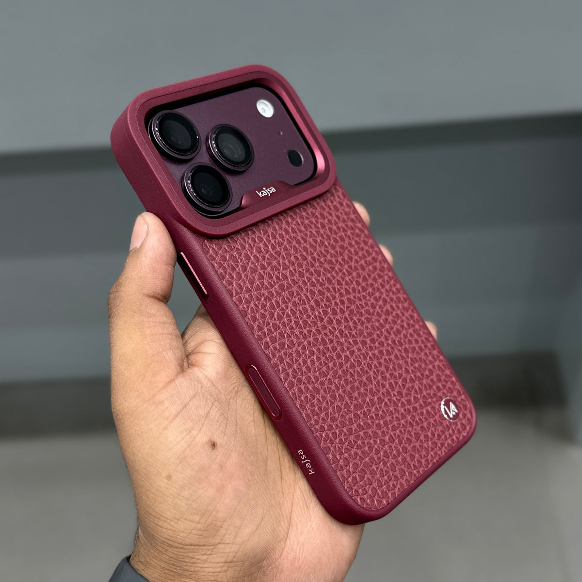 KAJSA WINE RED ARMOR MAGSAFE CASE ( No. 3963 )