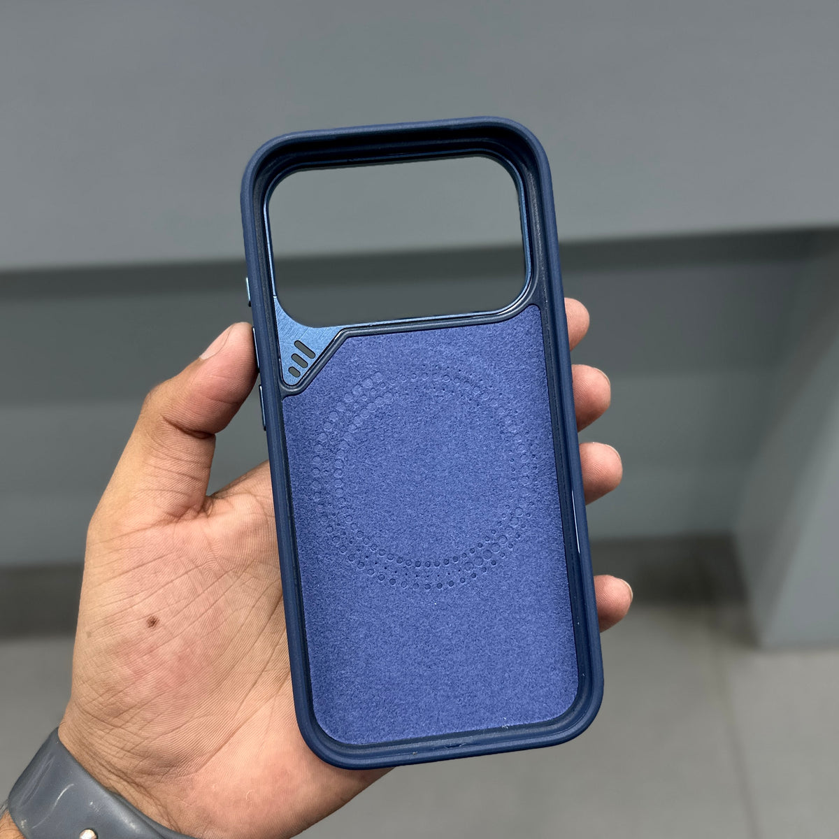 CMAQ REGENT MAGSAFE CASE - BLUE ( No. 4105 )