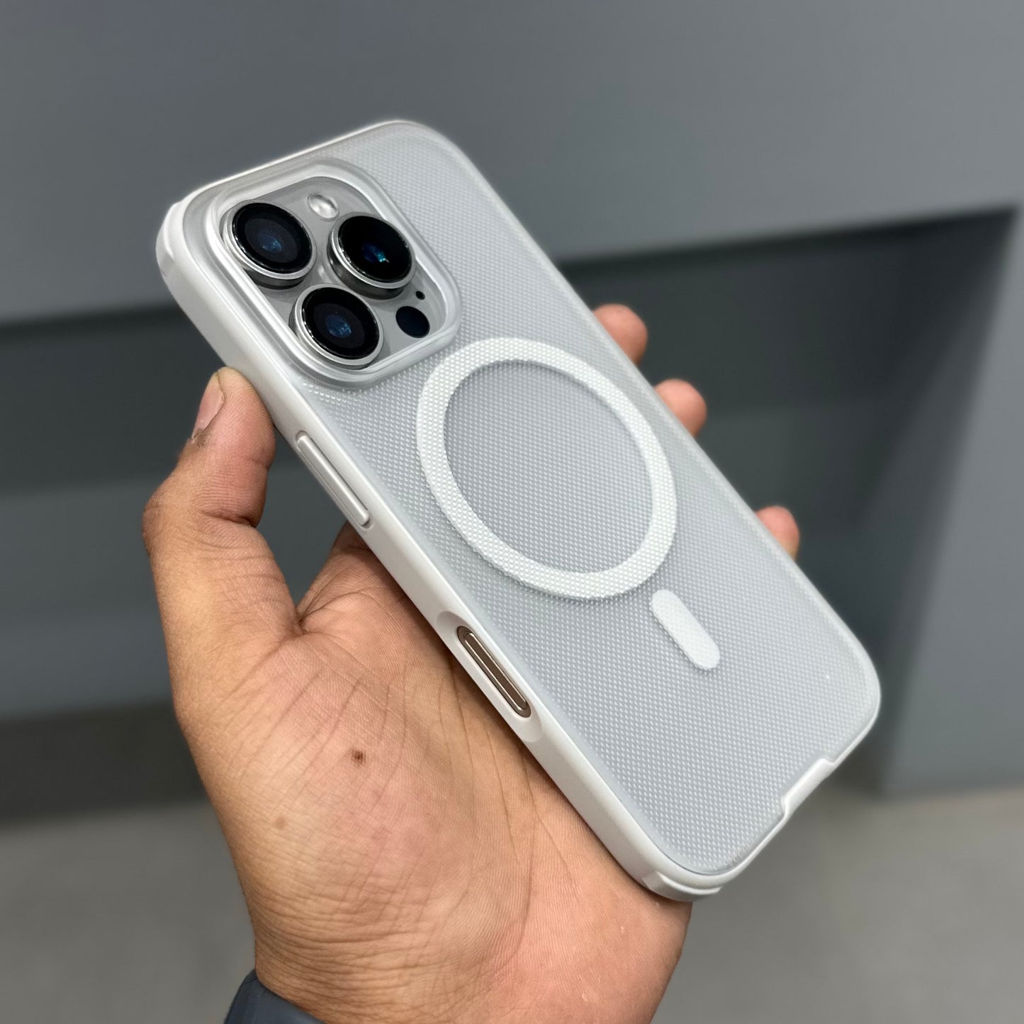 NY JOY DOTX CASE - WHITE ( No. 3517 )