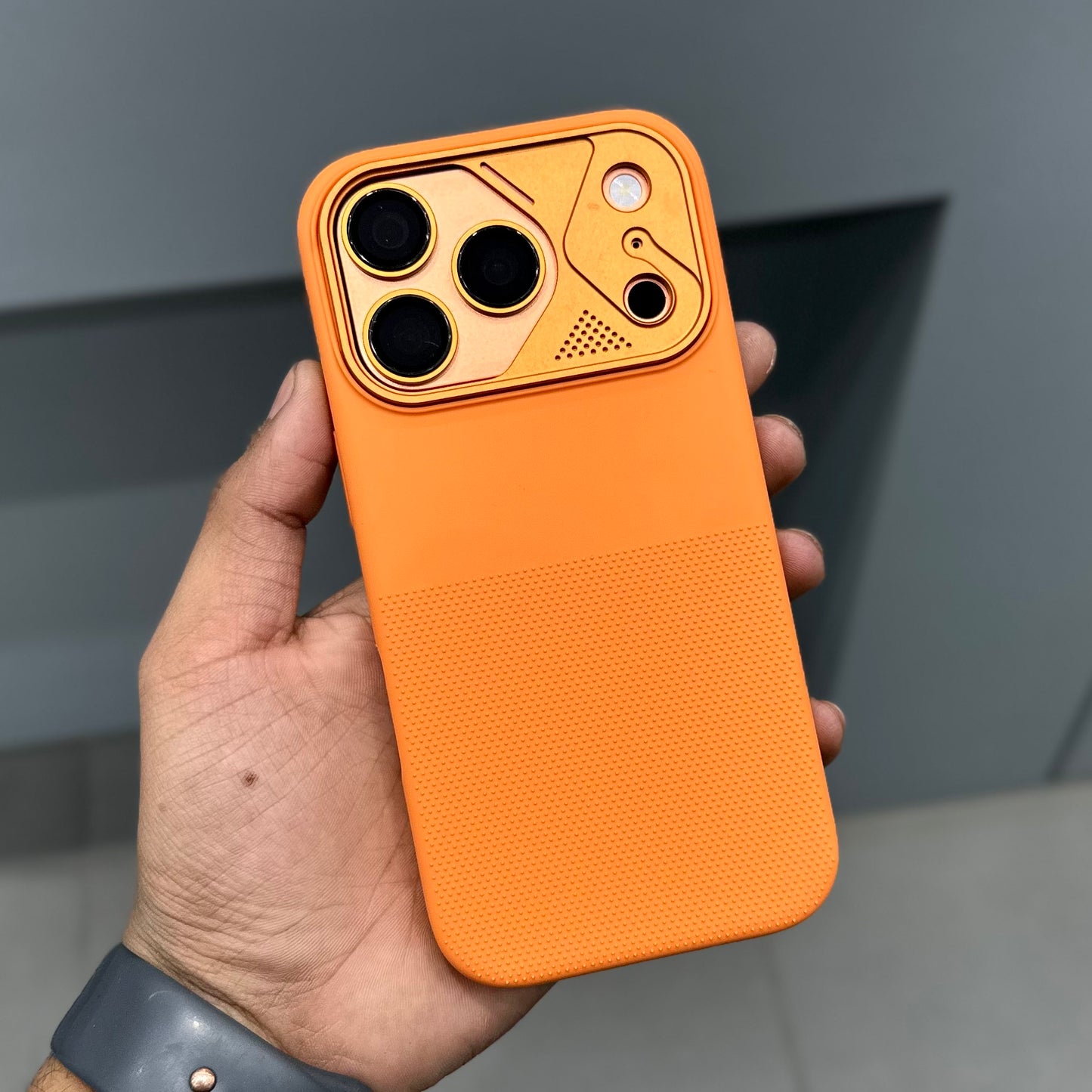 CMAQ IRON EDGE MAGSAFE CASE - ORANGE ( No. 2998 )