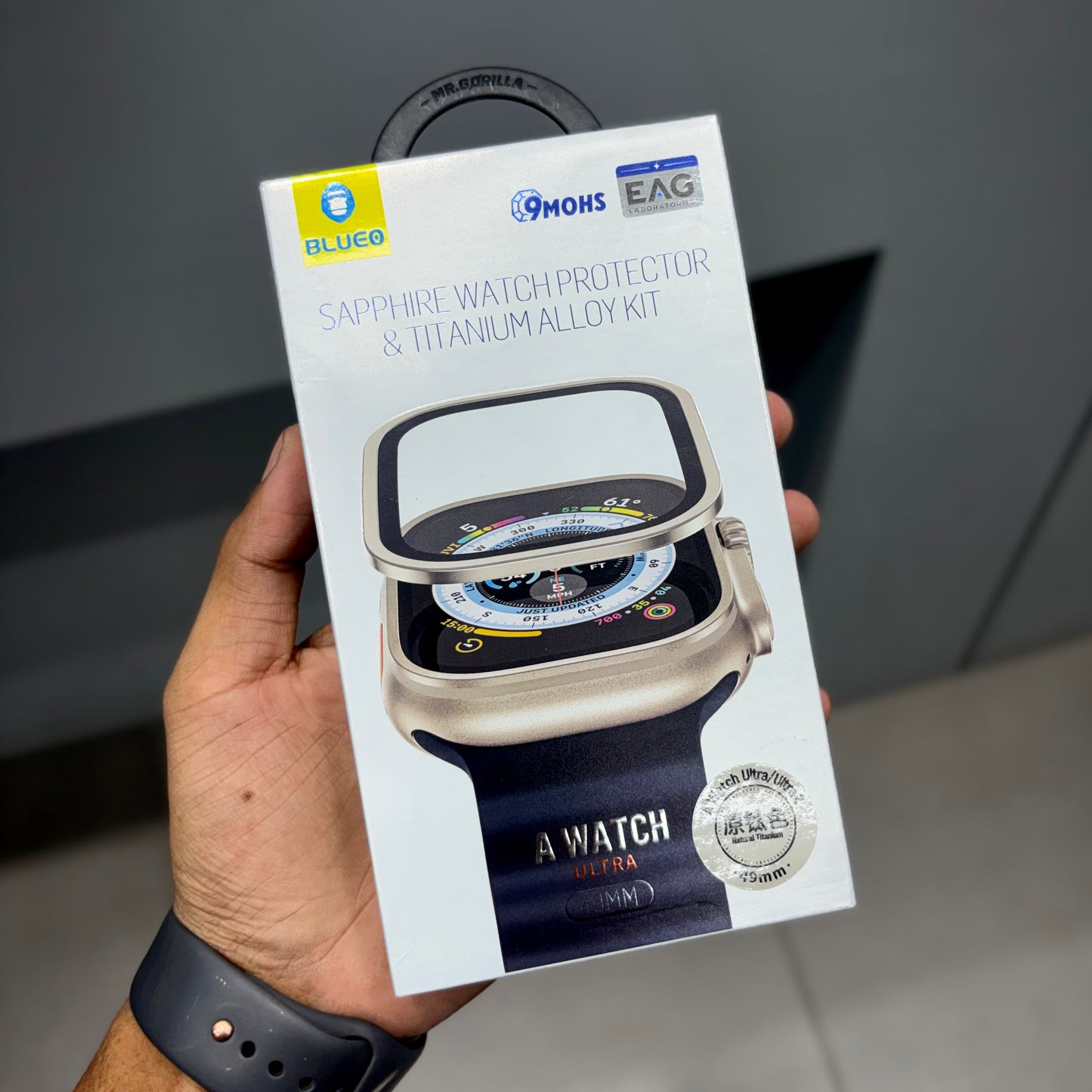 BLUEO SAPPHIRE GLASS WITH TITANUM ALLOY - NATURAL TITANIUM ( No. 2357 )