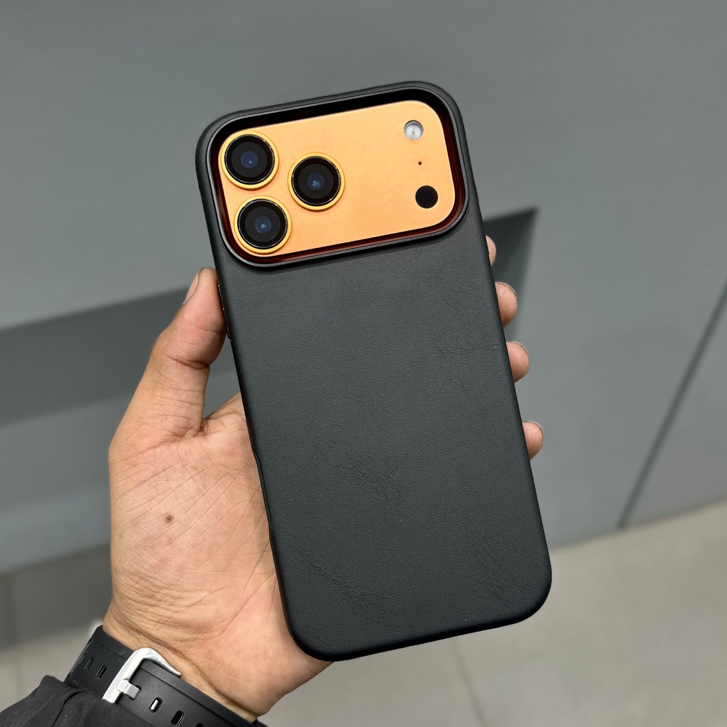 XUNDO VEGAN LEATHER CASE MAGSAFE - BLACK ( No. 2876 )