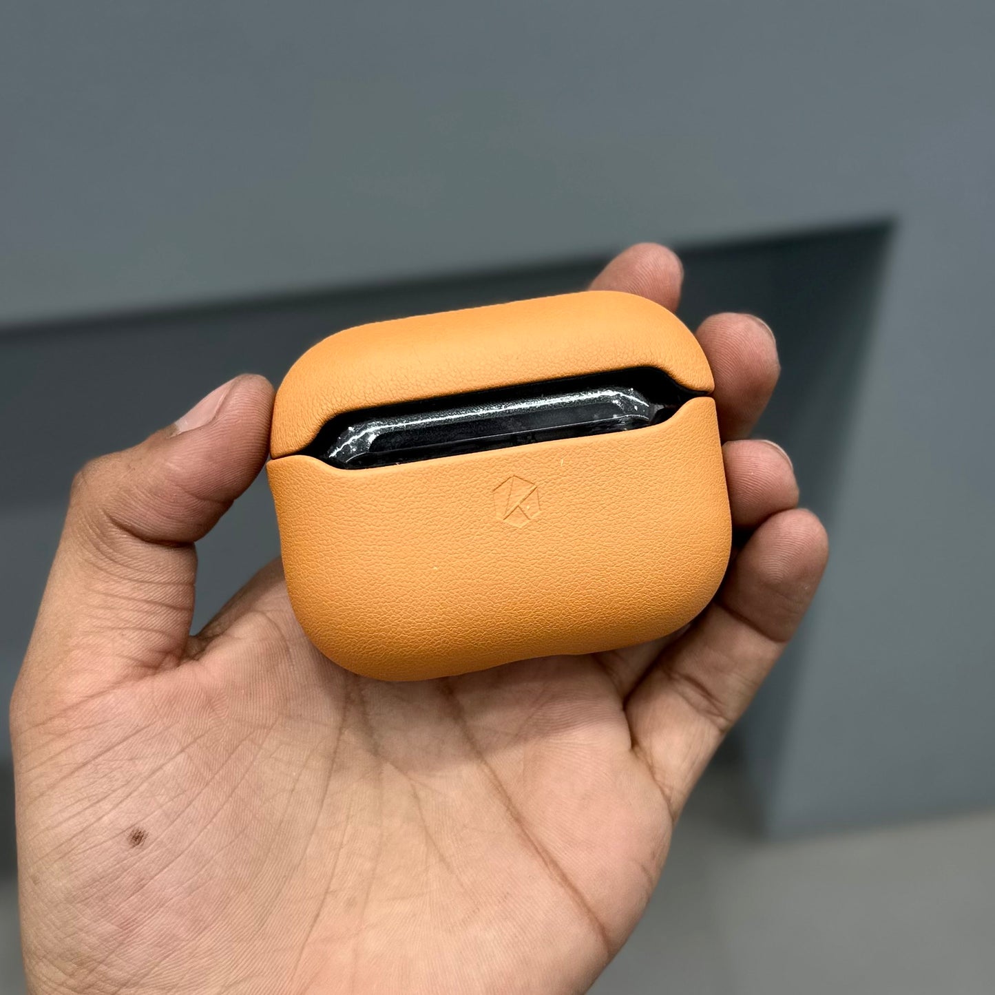 LUXCRAFT AIRPODS CASE - TAN ( No. 2945 )