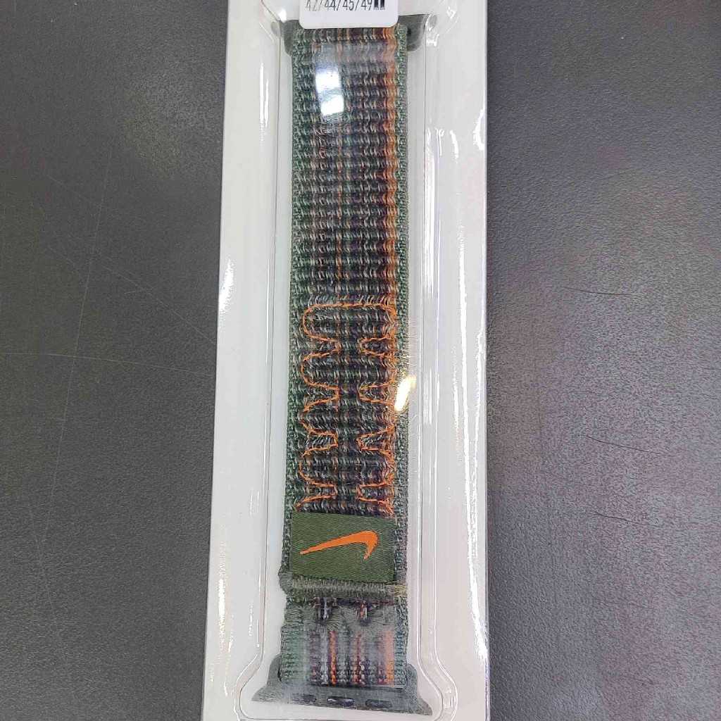 1050441