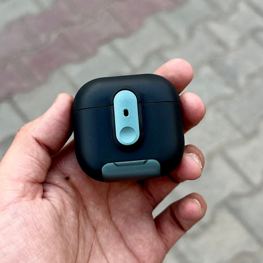 Eggshell Stand+Lock Airpods Case ( No. 1675 )