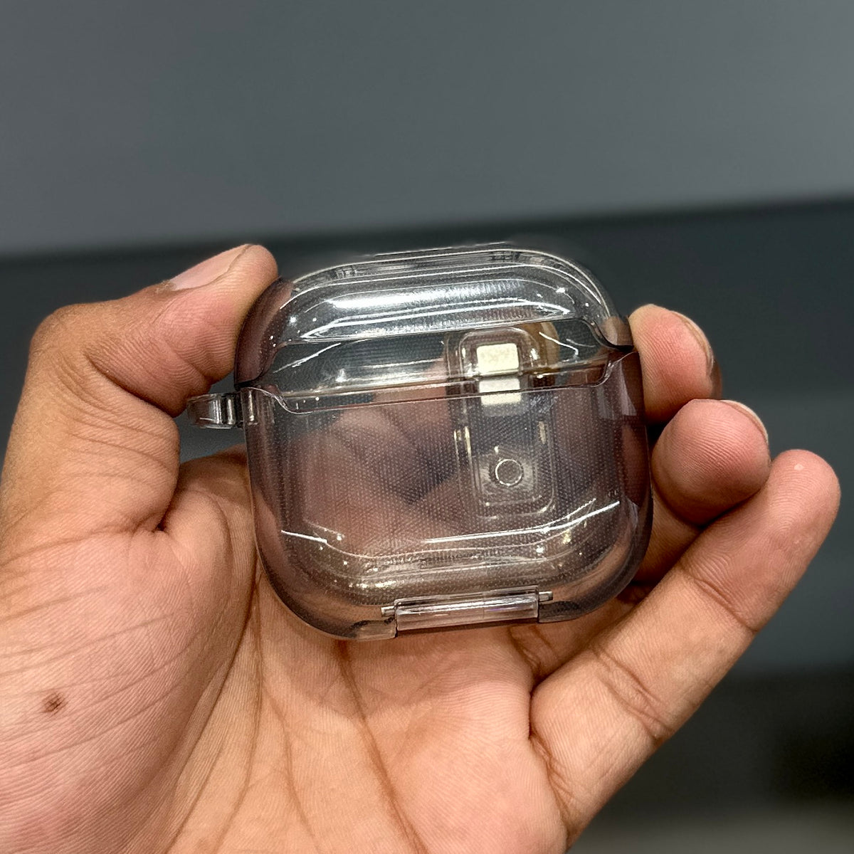 EGGSHELL LOCK WITH PHONE STAND AIRPOD CASE ( No. 4140 )