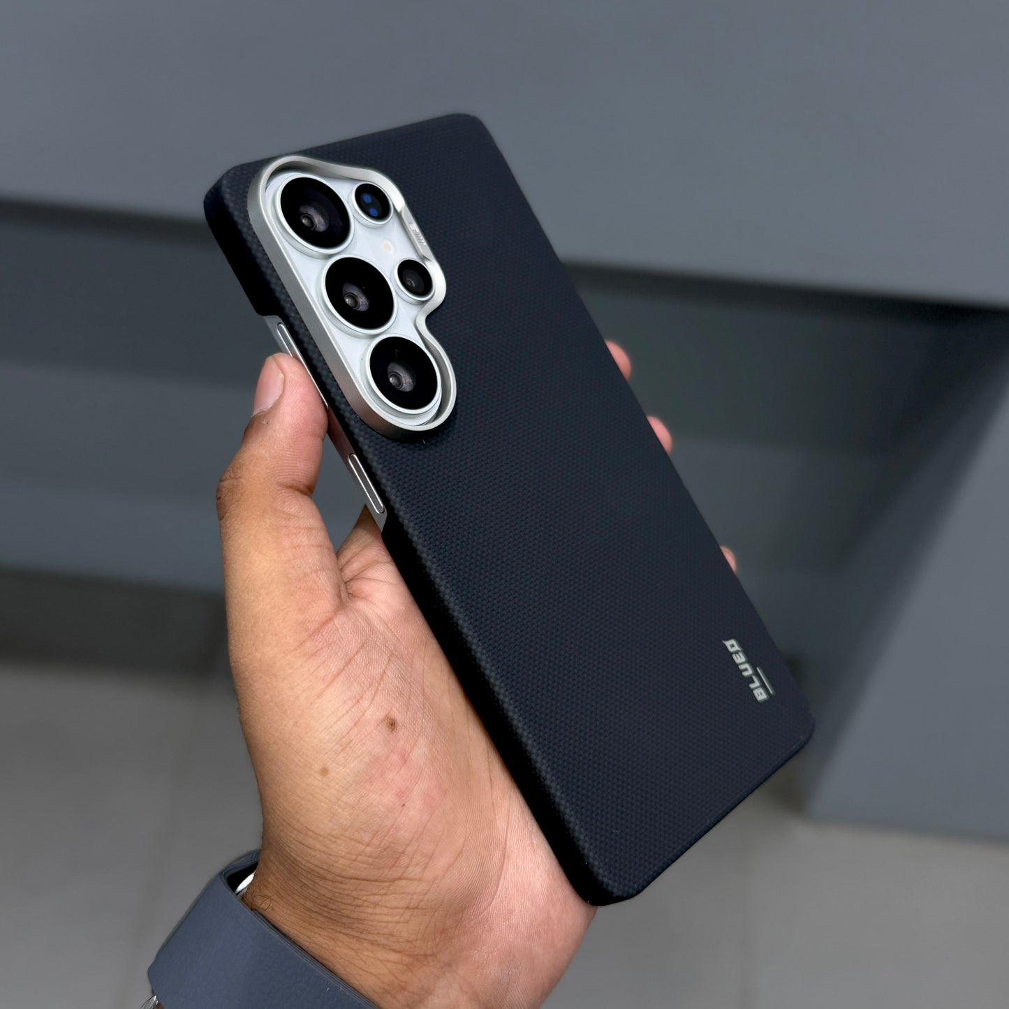 BLUEO ARAMID FIBER REAL CARBON CASE - BLACK ( No. 3424 )