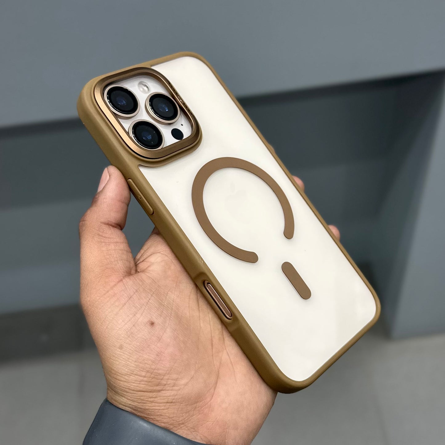 AURA ARMOD CASE - BROWN ( No. 3145 )