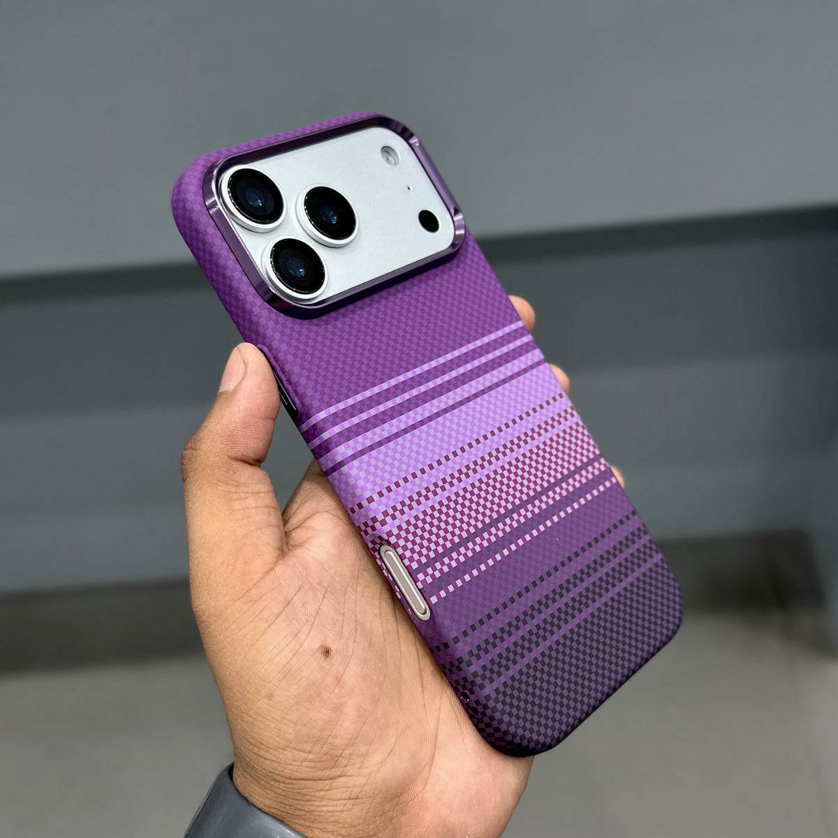LUXO MAGSAFE CASE - BURGUNDY ( No. 4068 )
