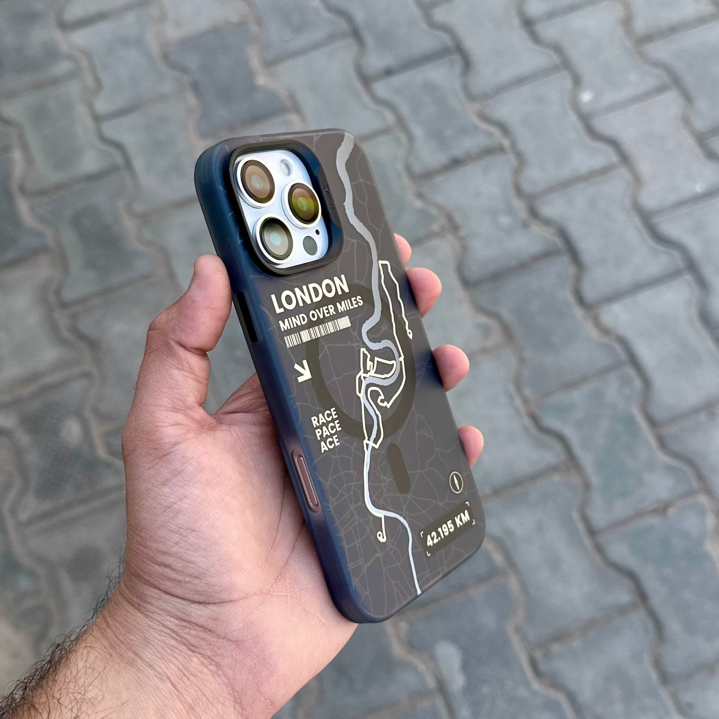 Benks London Case ( No. 1350 )