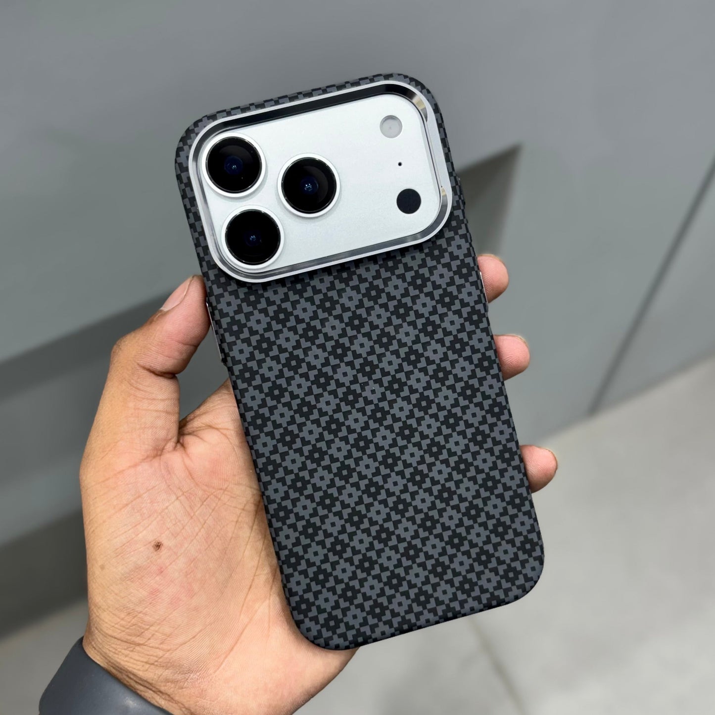 Luxo Crox Magsafe Case ( No. 2184)