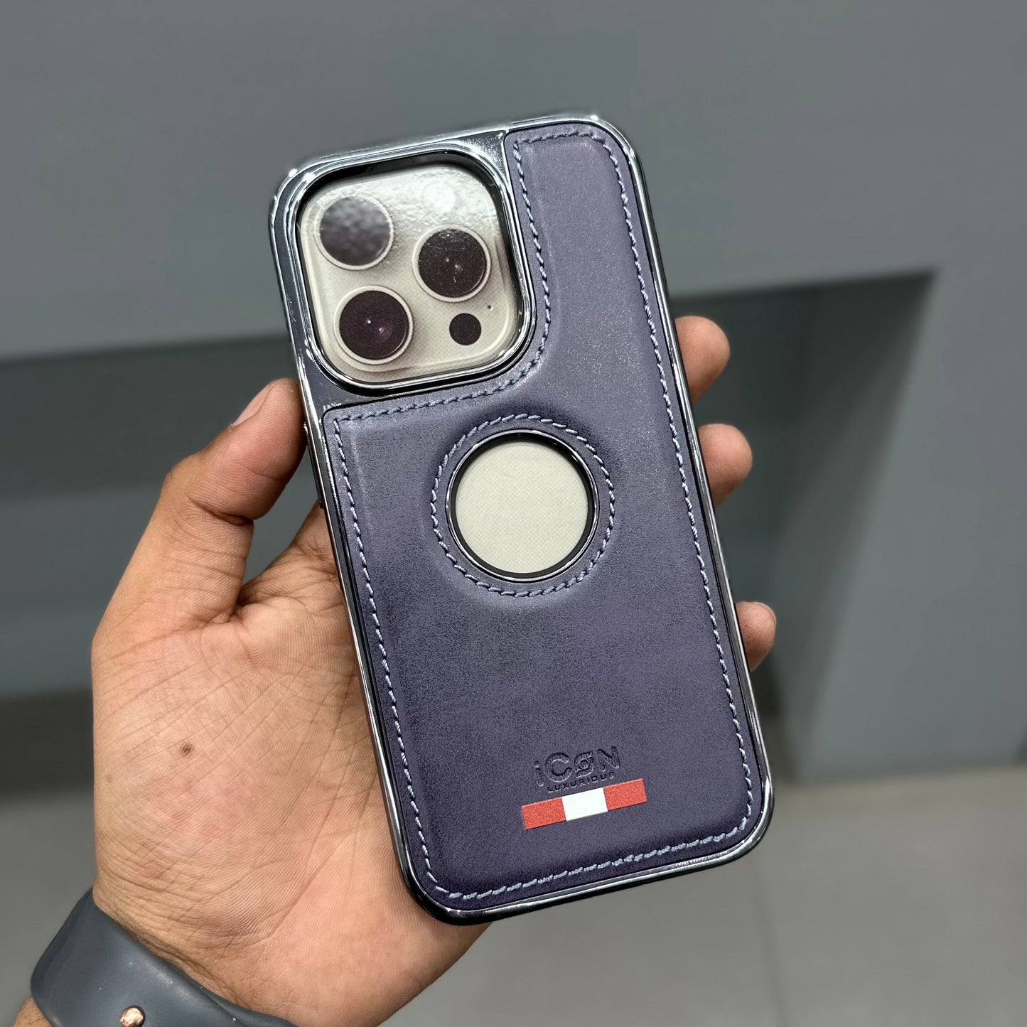 ICON LUXURIOUS CLASSIC SERIES - PURPLE ( No. 3204 )