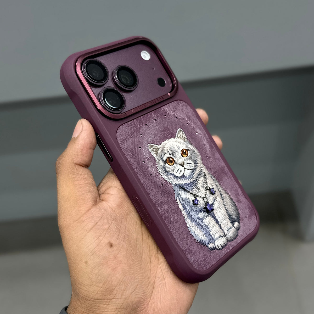 NIMMY FASION SERIES MAGSAFE - WINE RED CAT ( No. 3970 )