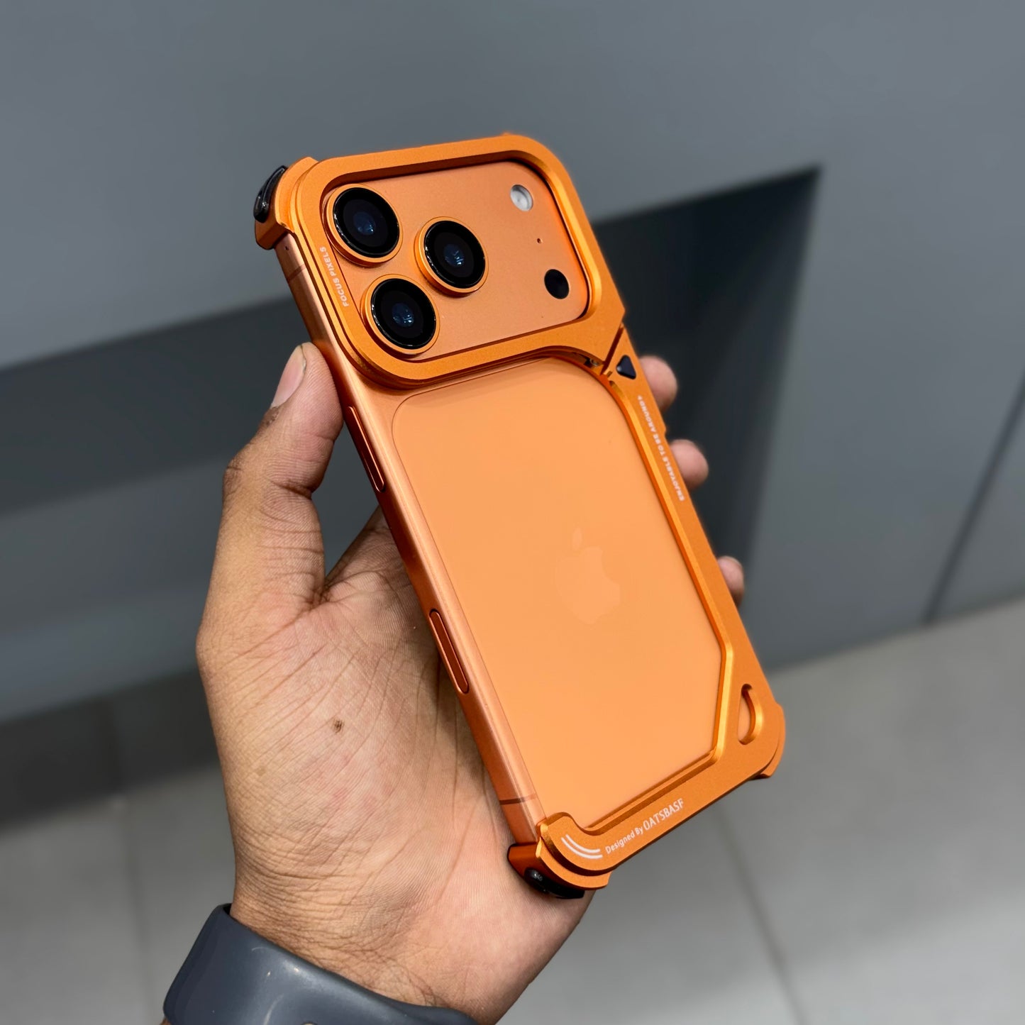 9 METAL CASE - ORANGE ( No. 2390 )