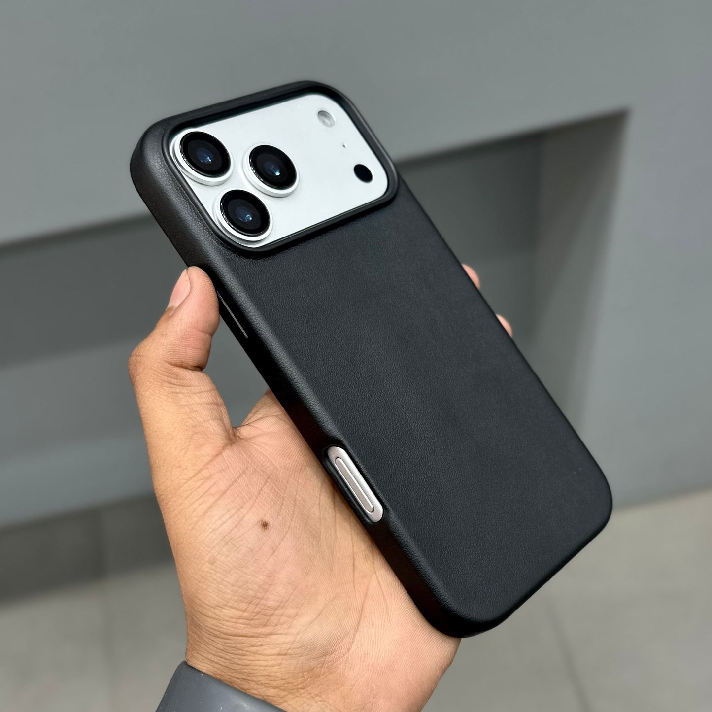 NOBLE COLLECTION SERIES - BLACK ( No. 2938 )