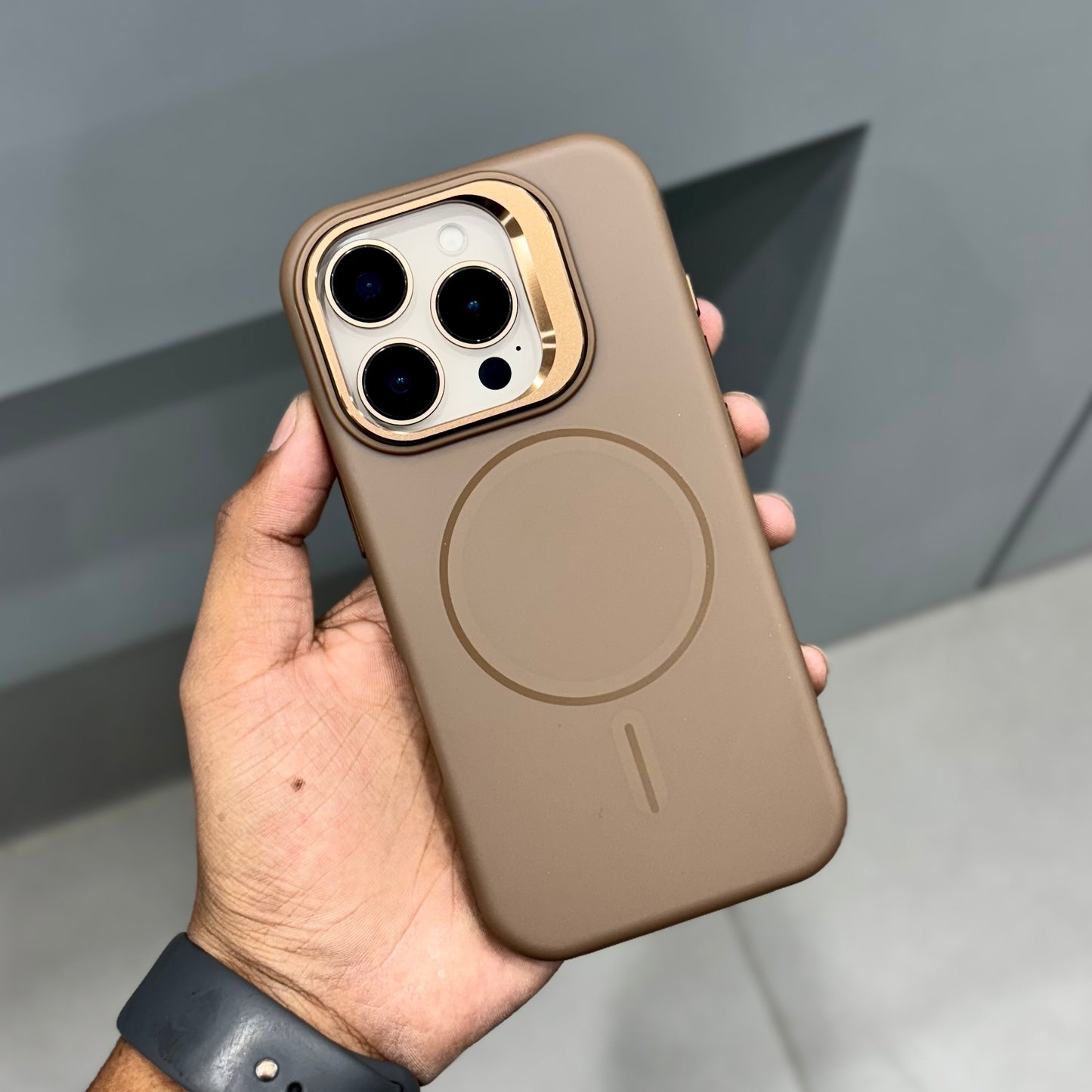 Doyers Camera Stand Case with Magsafe ( No. 2135 )