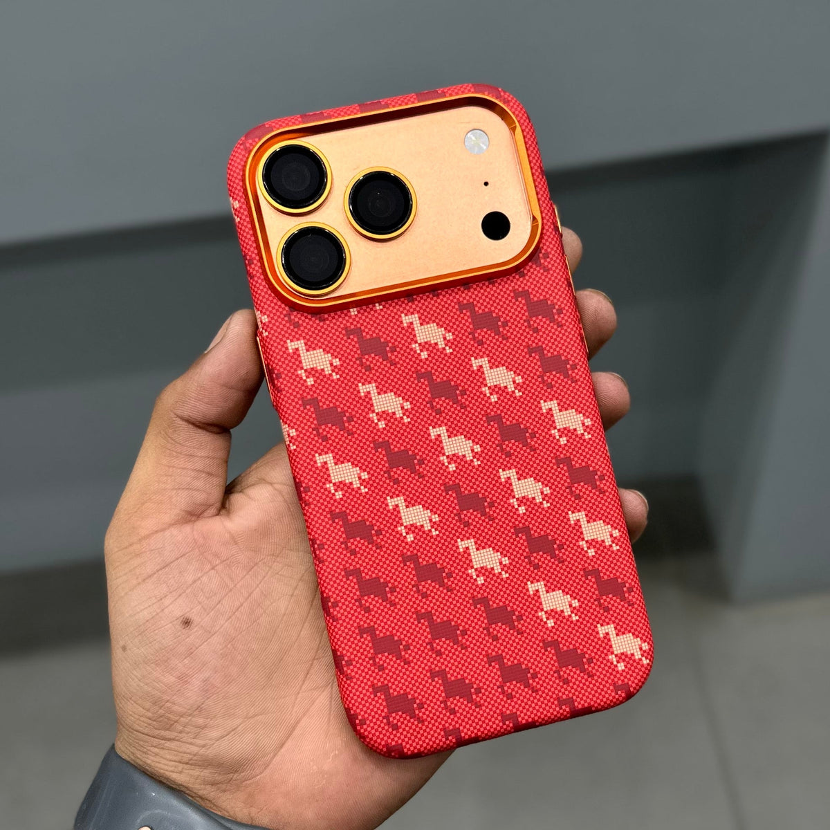 LUXO MAGSAFE CASE - TITAN TEXTURE CASE ( No. 3592 )