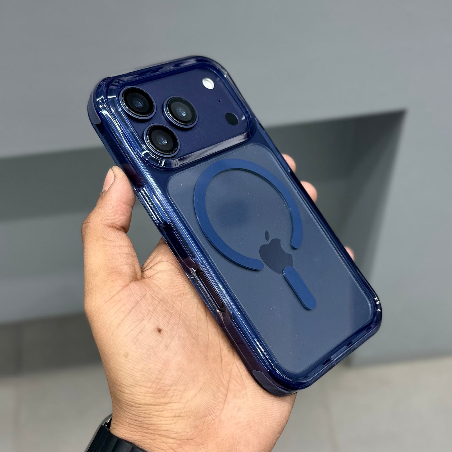 TRANZO TRIPLE LAYER MAGSAFE CASE-BLUE ( No. 2959)